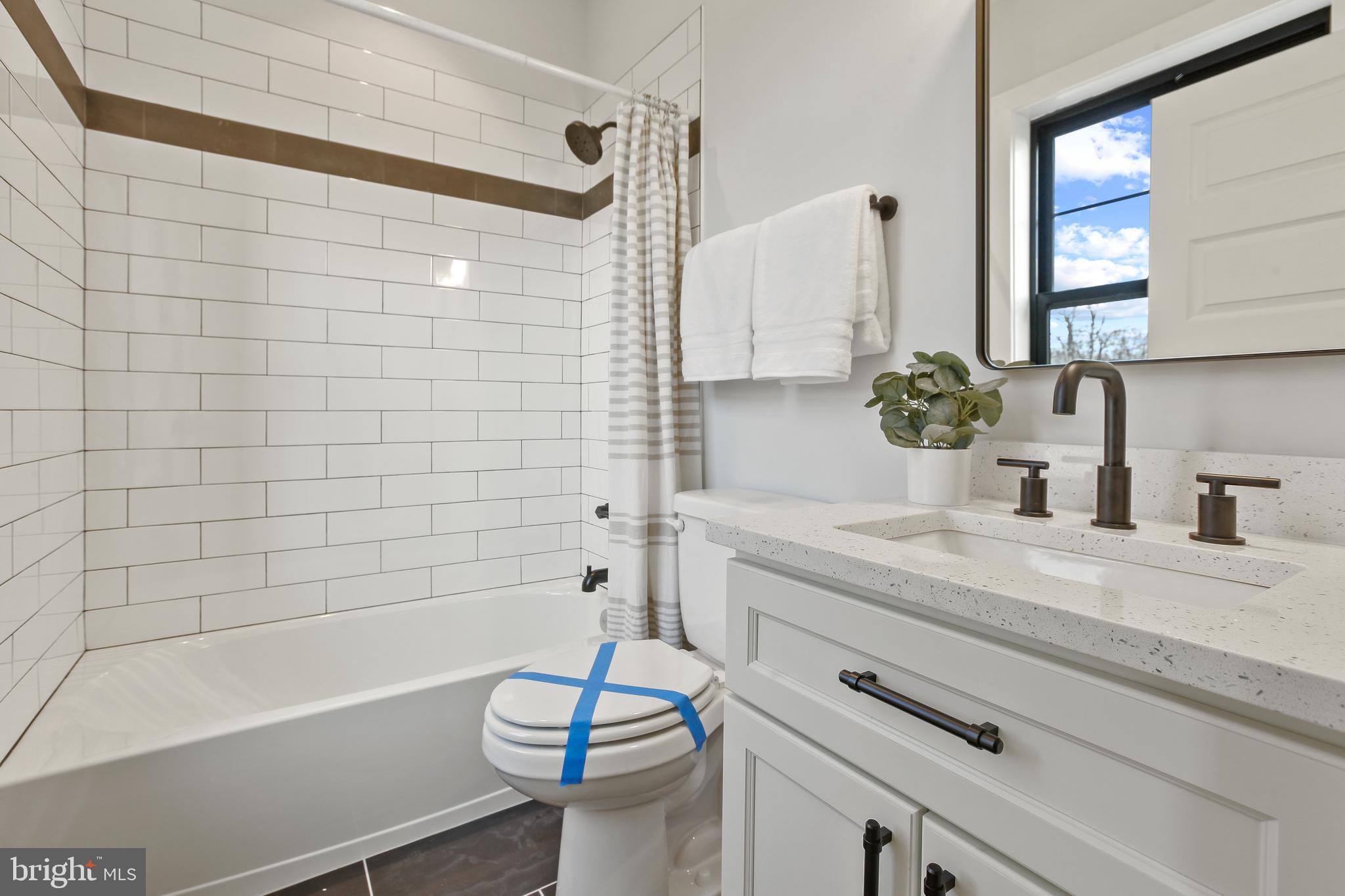 SENECA PARK - Residential