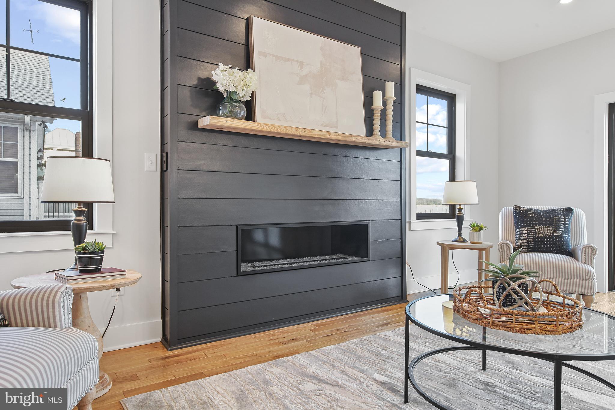 SENECA PARK - Residential