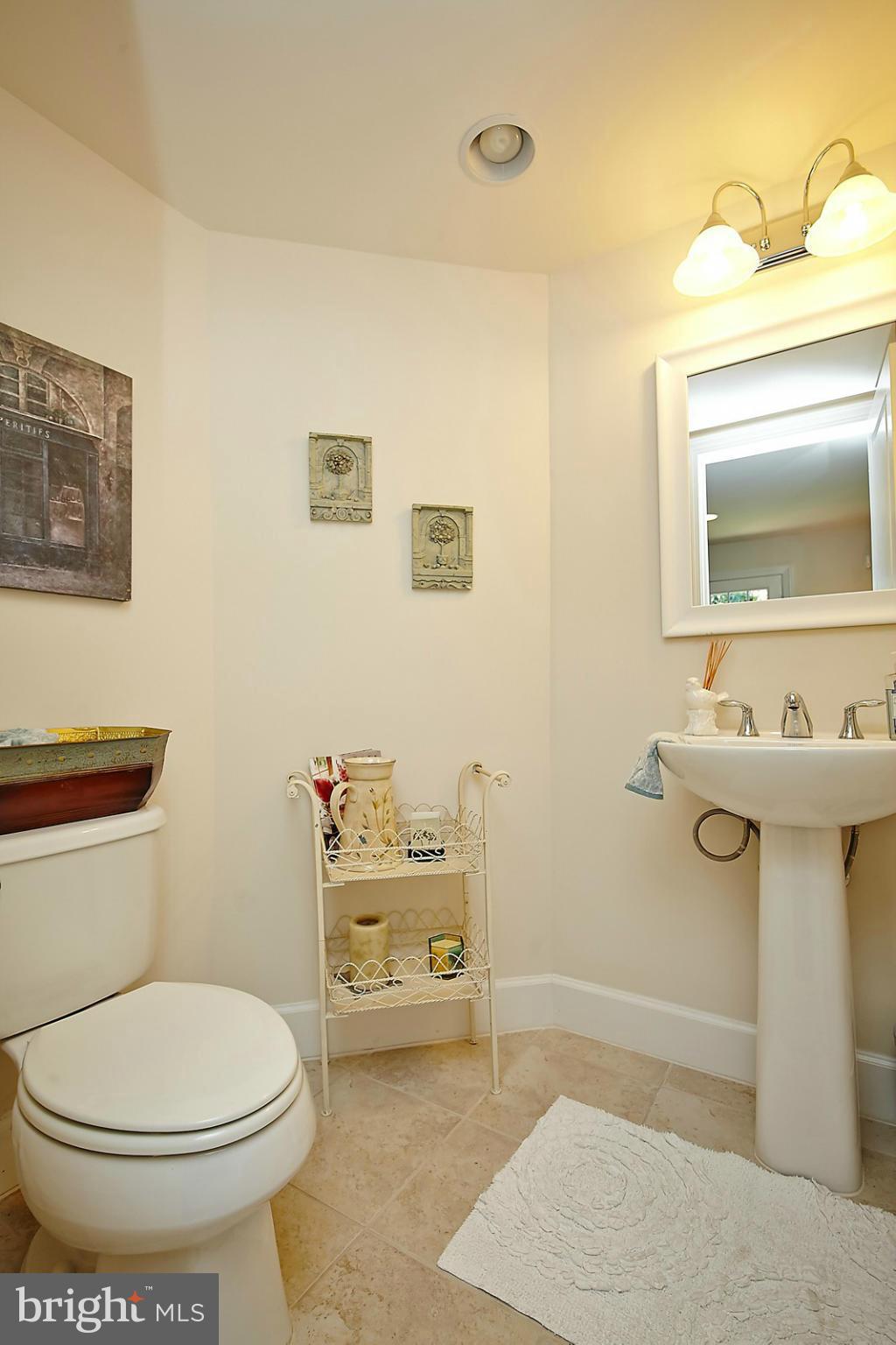 JAGUAR/YORKTOWN - Residential