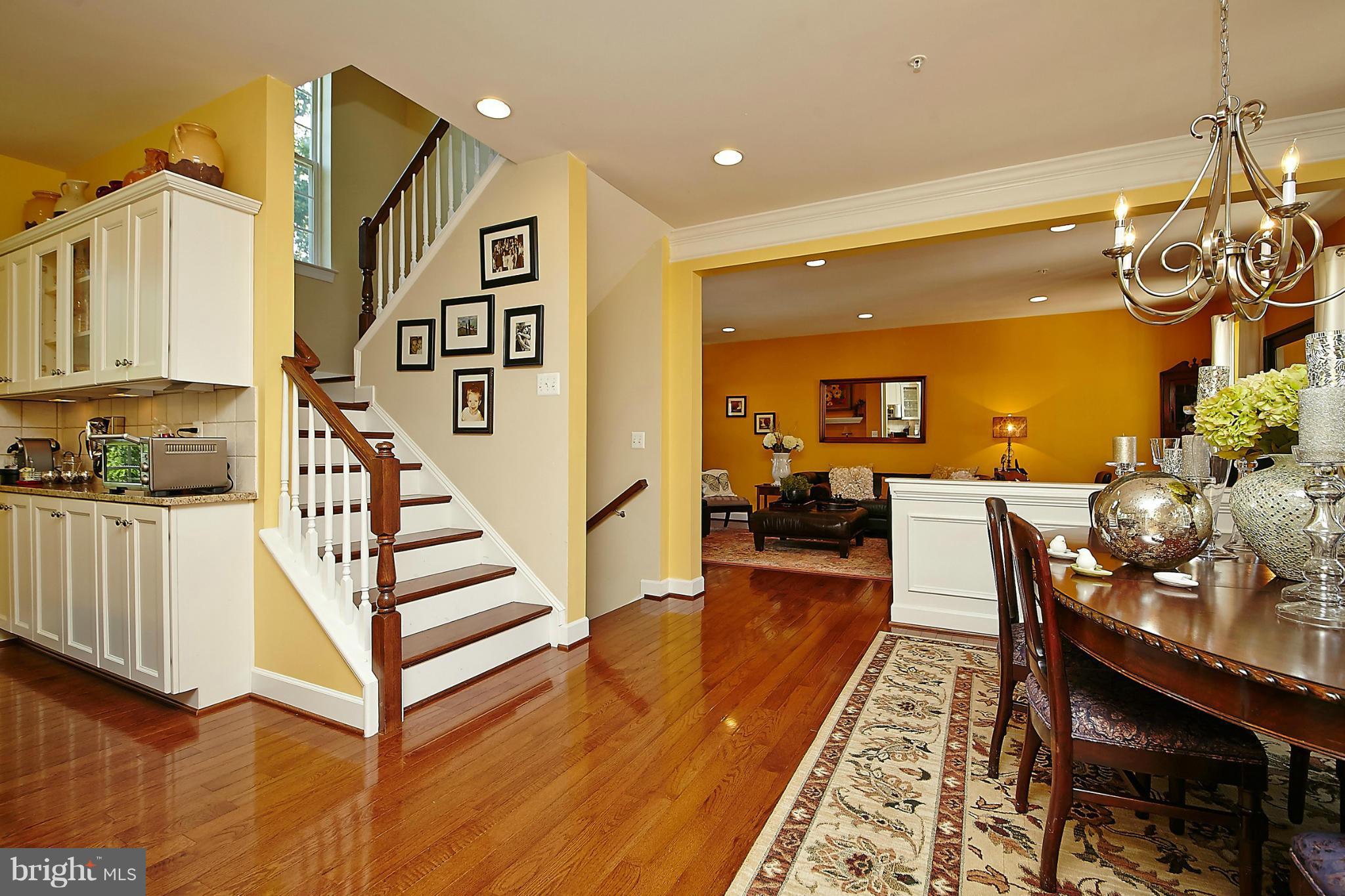 JAGUAR/YORKTOWN - Residential