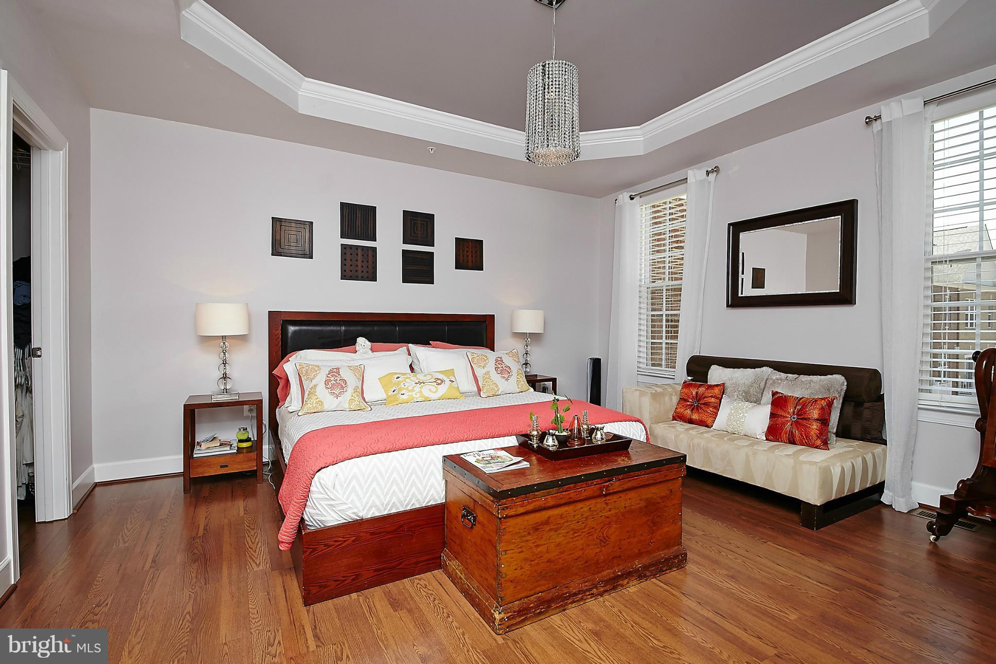 JAGUAR/YORKTOWN - Residential