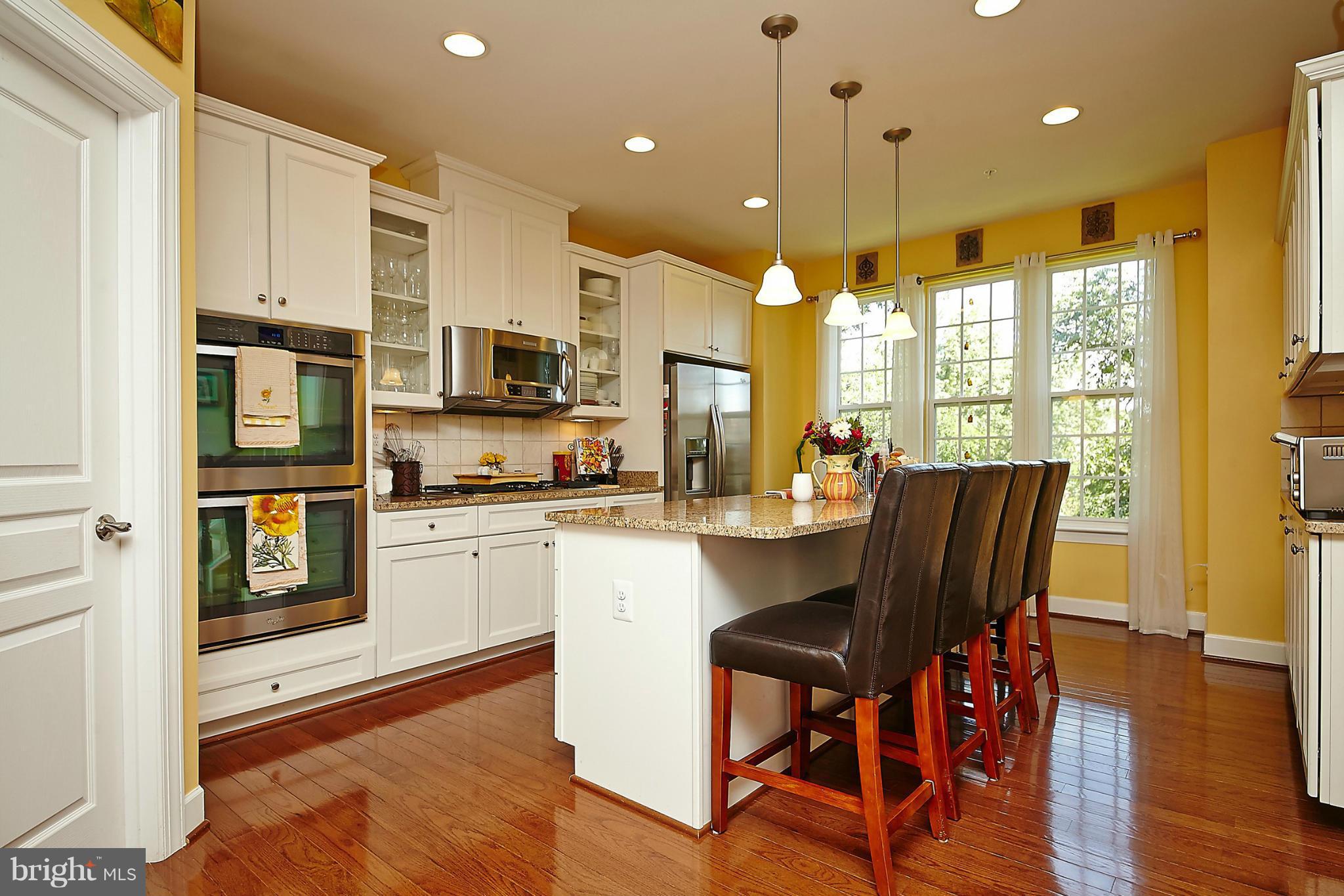 JAGUAR/YORKTOWN - Residential