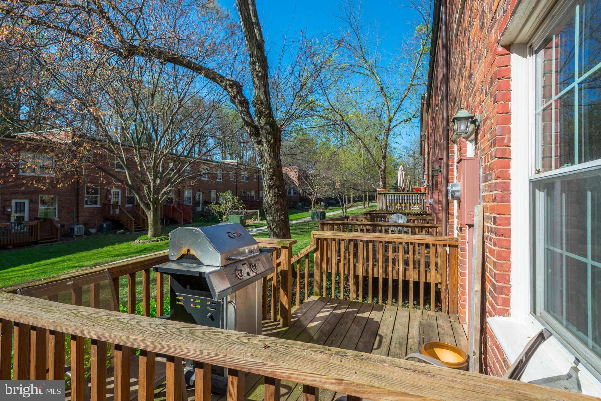 ARLINGTON VILLAGE - Residential