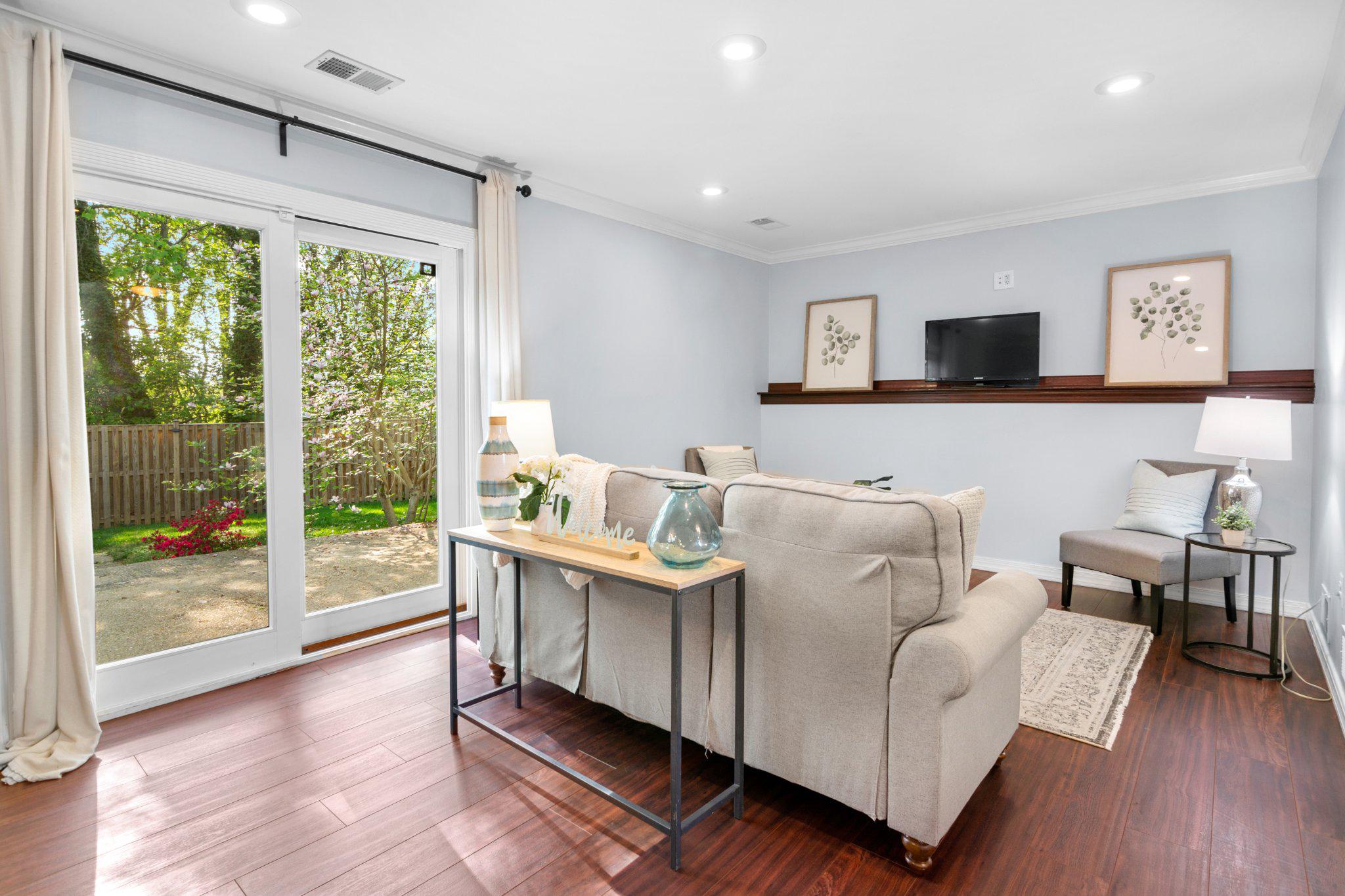 BRIGHTLEAF - Residential