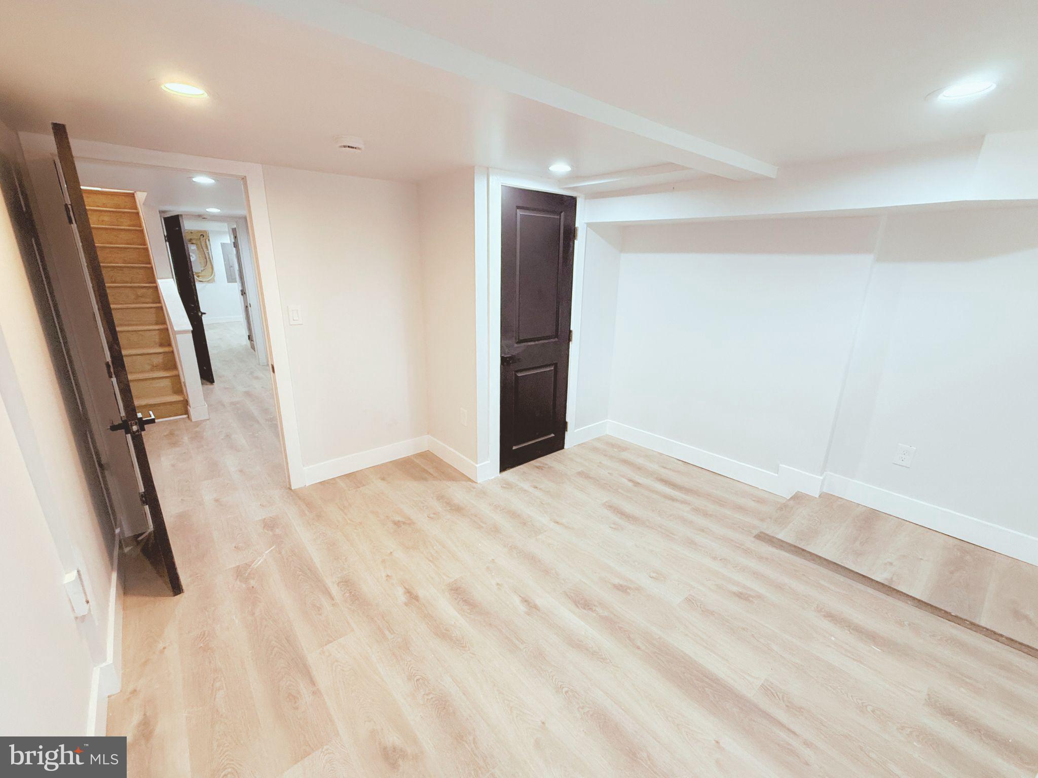 CARROLL-SOUTH HILTON - Residential