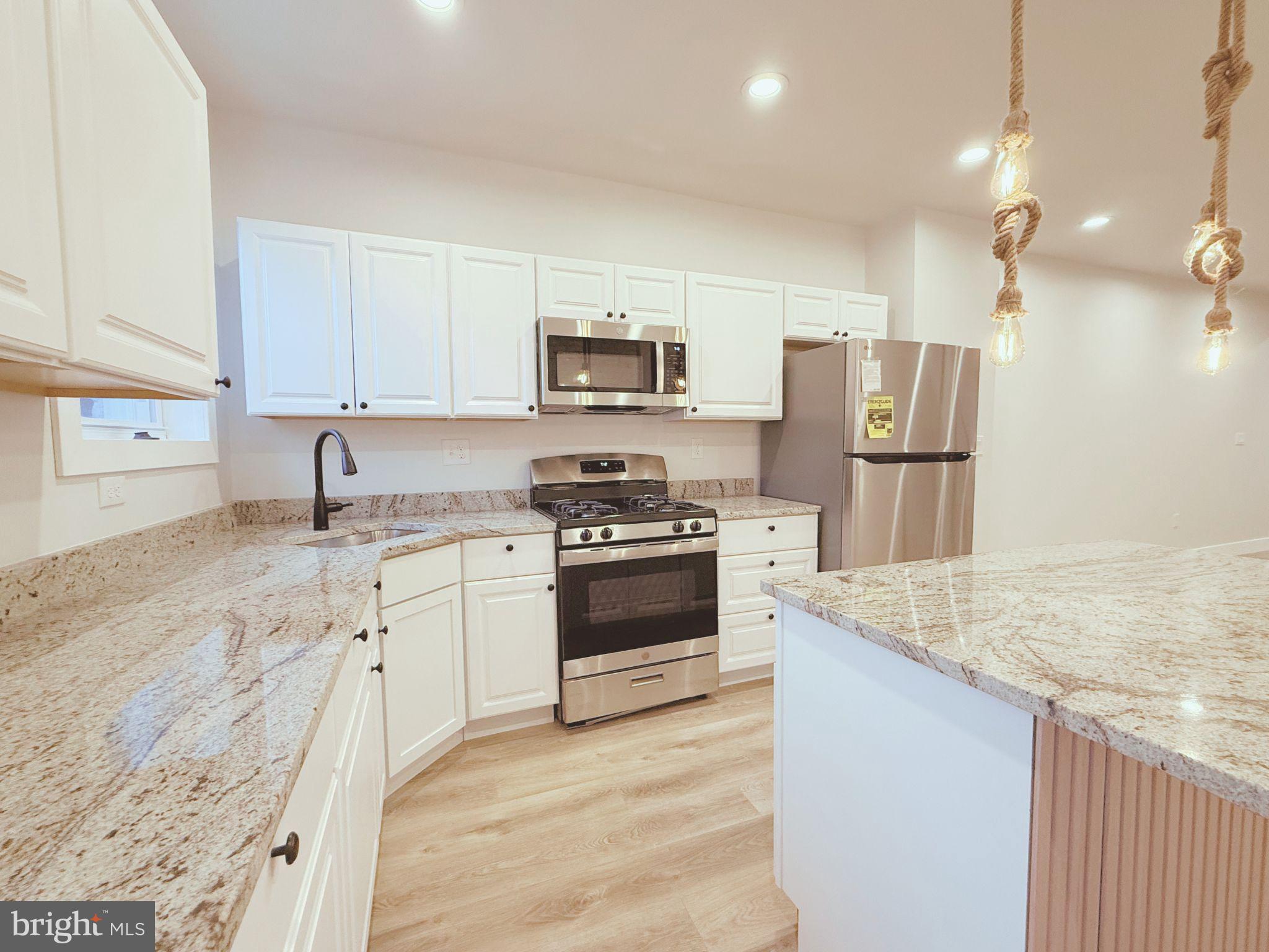 CARROLL-SOUTH HILTON - Residential