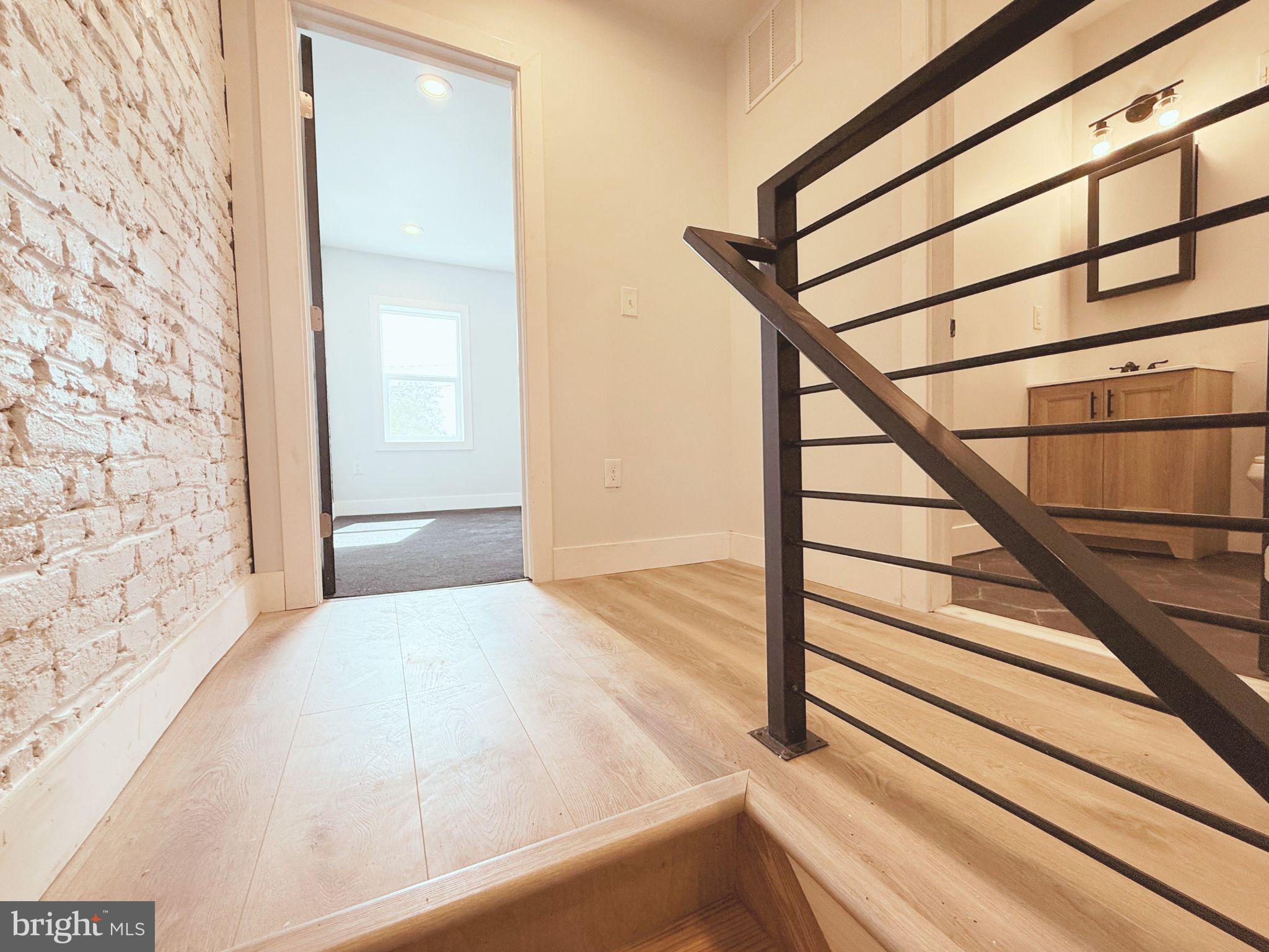 CARROLL-SOUTH HILTON - Residential