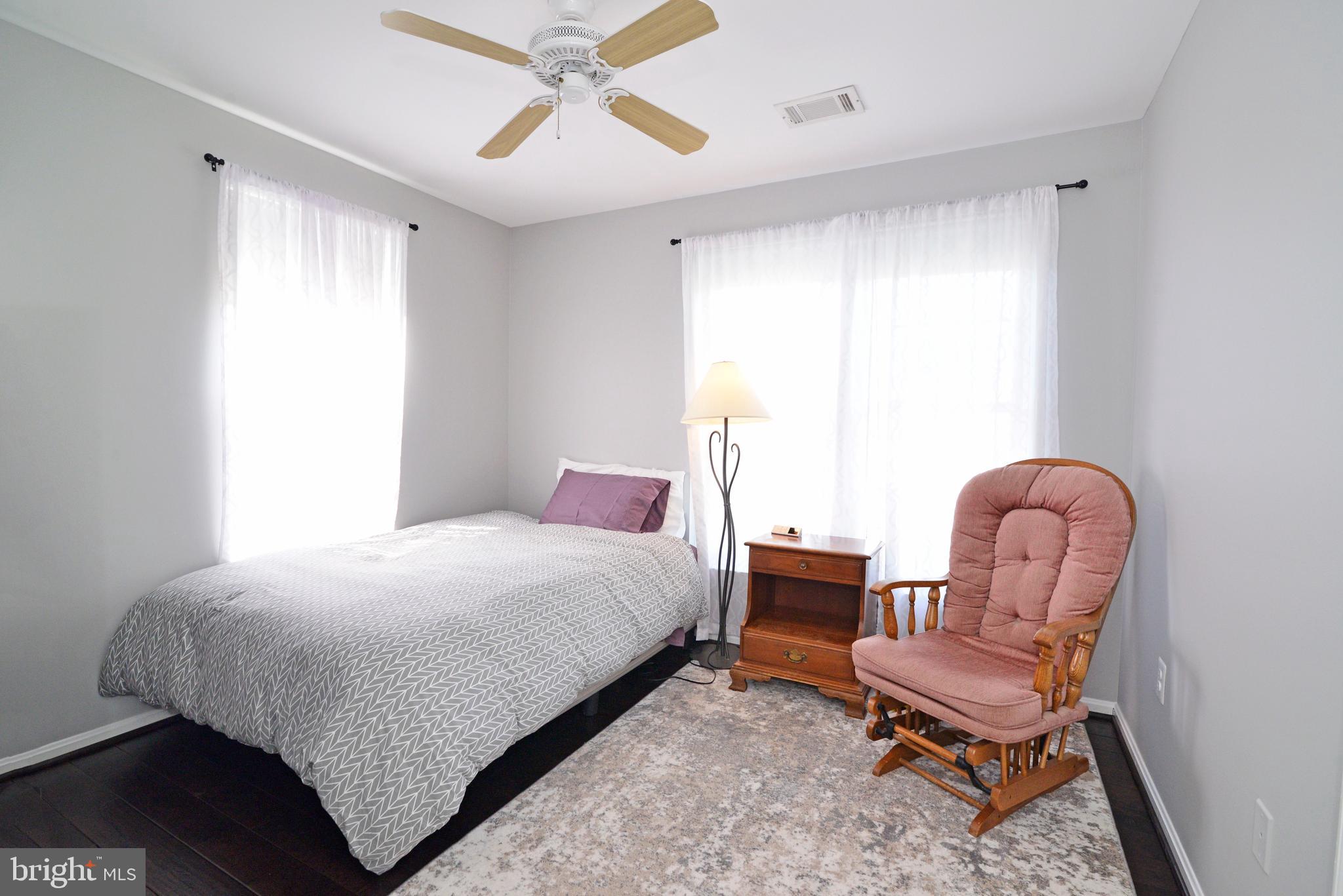 ASHBURN VILLAGE - Residential Lease
