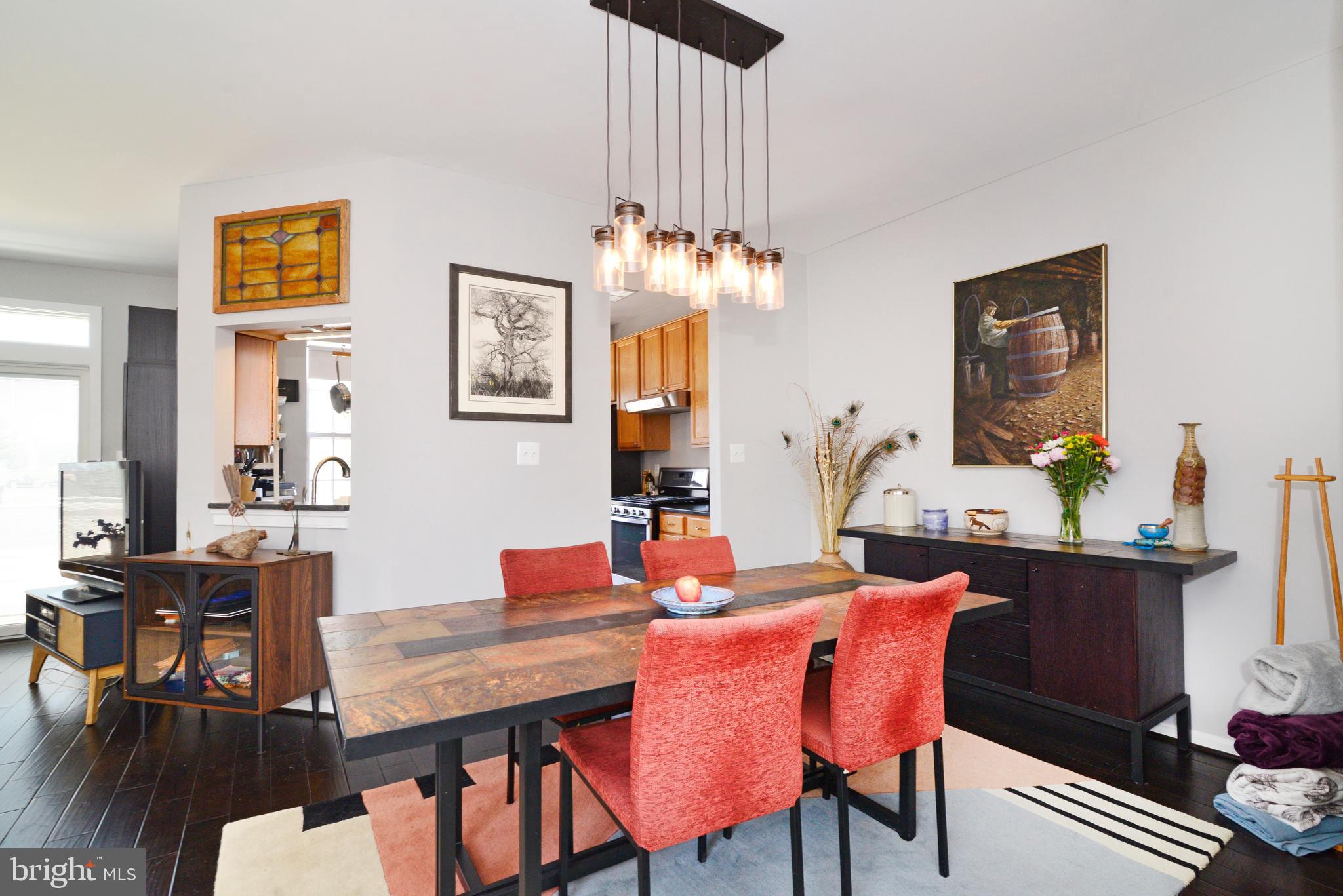 ASHBURN VILLAGE - Residential Lease