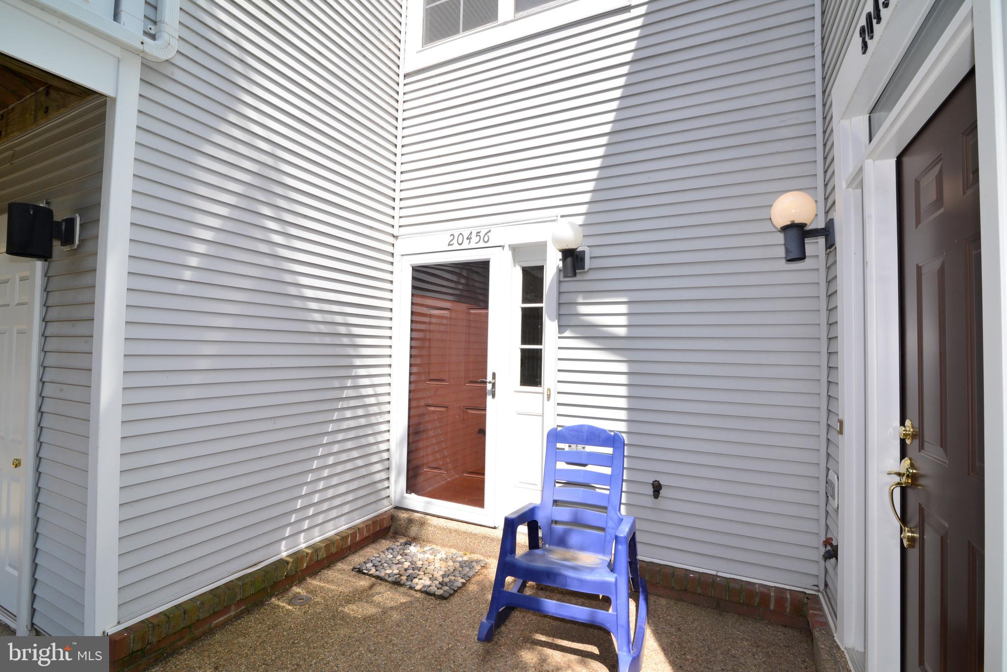 ASHBURN VILLAGE - Residential Lease