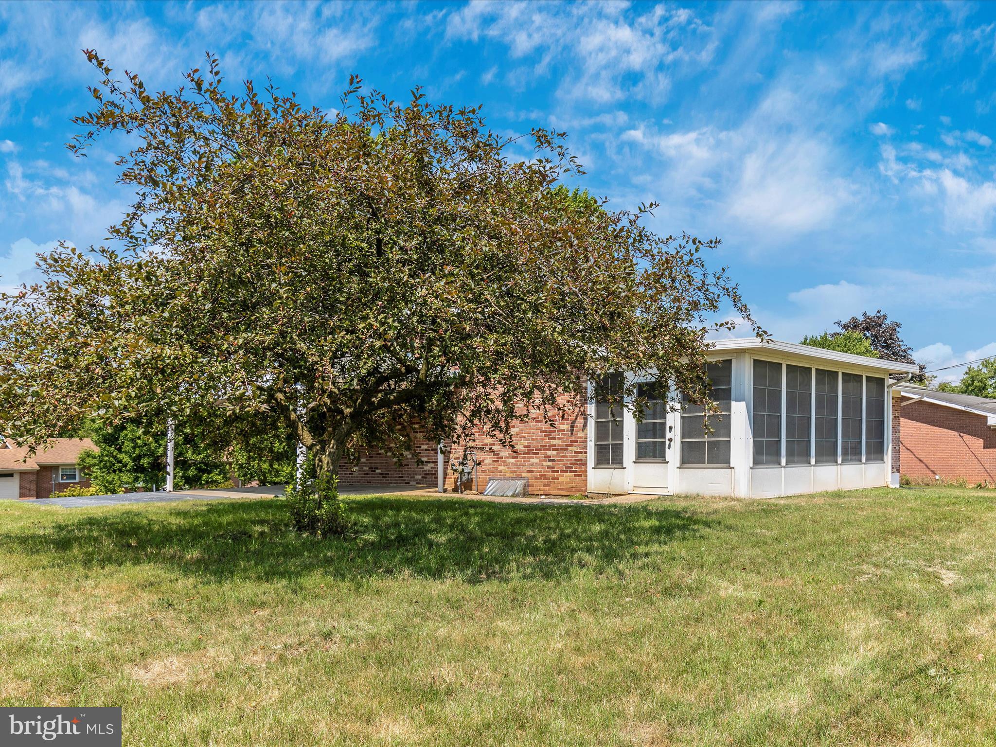 NORTHRIDGE MANOR - Residential