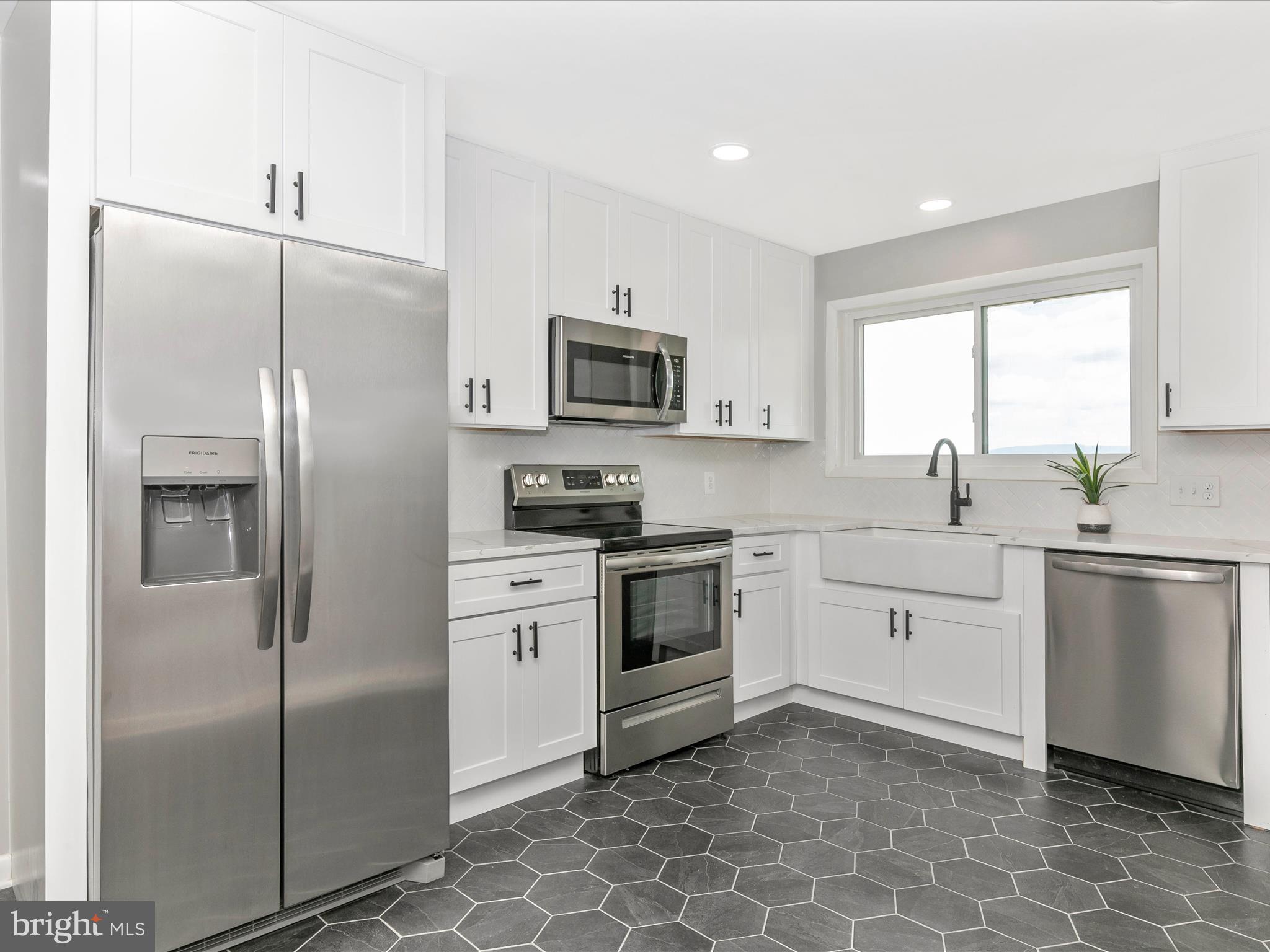 NORTHRIDGE MANOR - Residential