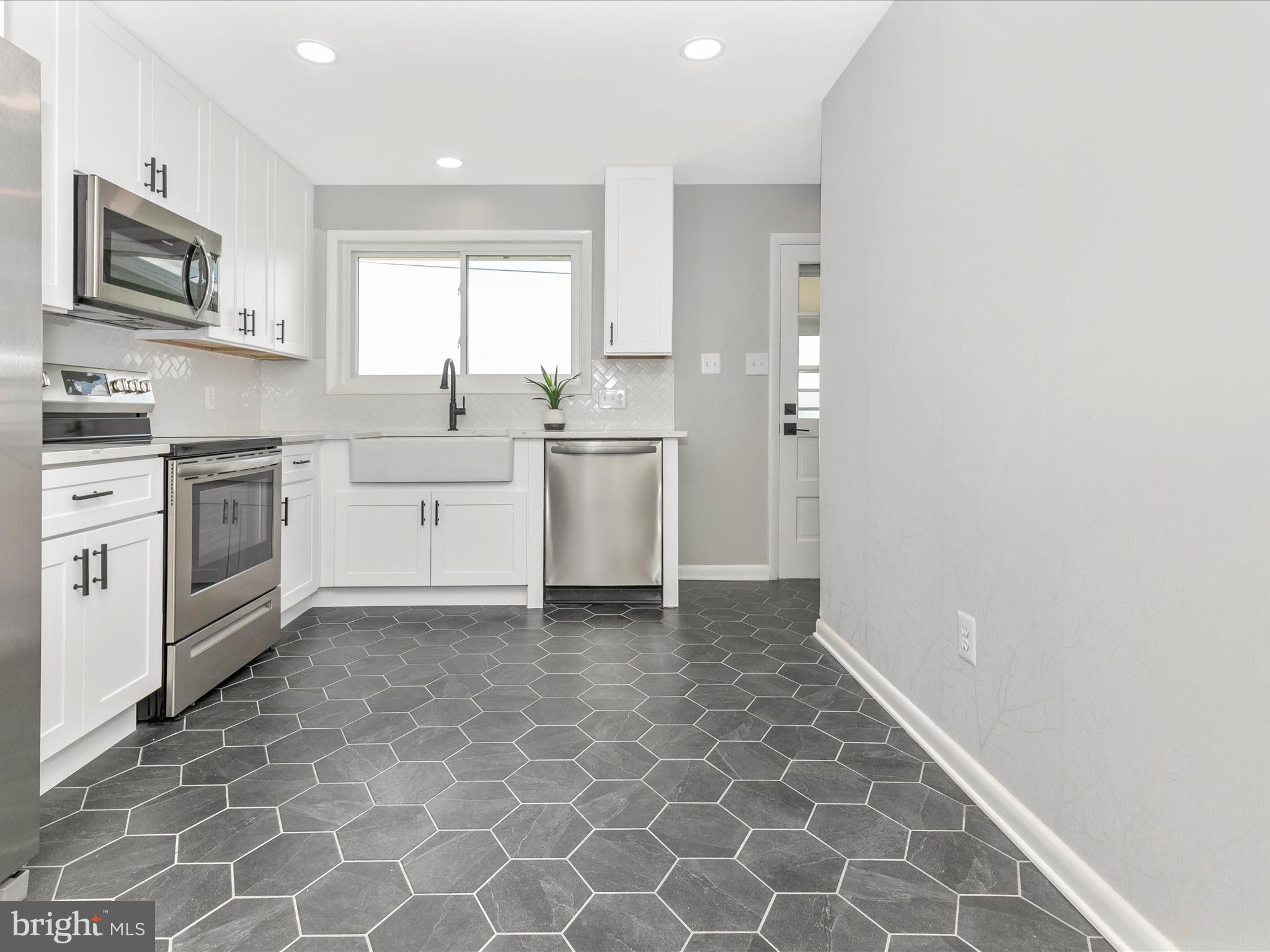 NORTHRIDGE MANOR - Residential