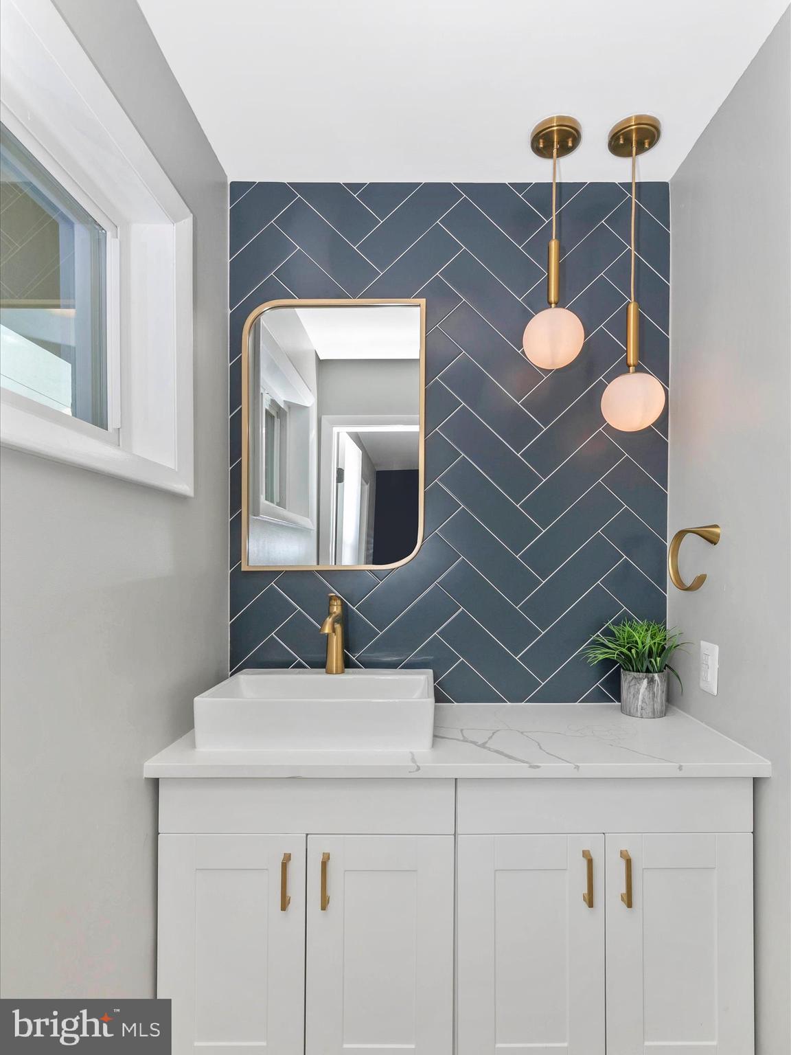 NORTHRIDGE MANOR - Residential