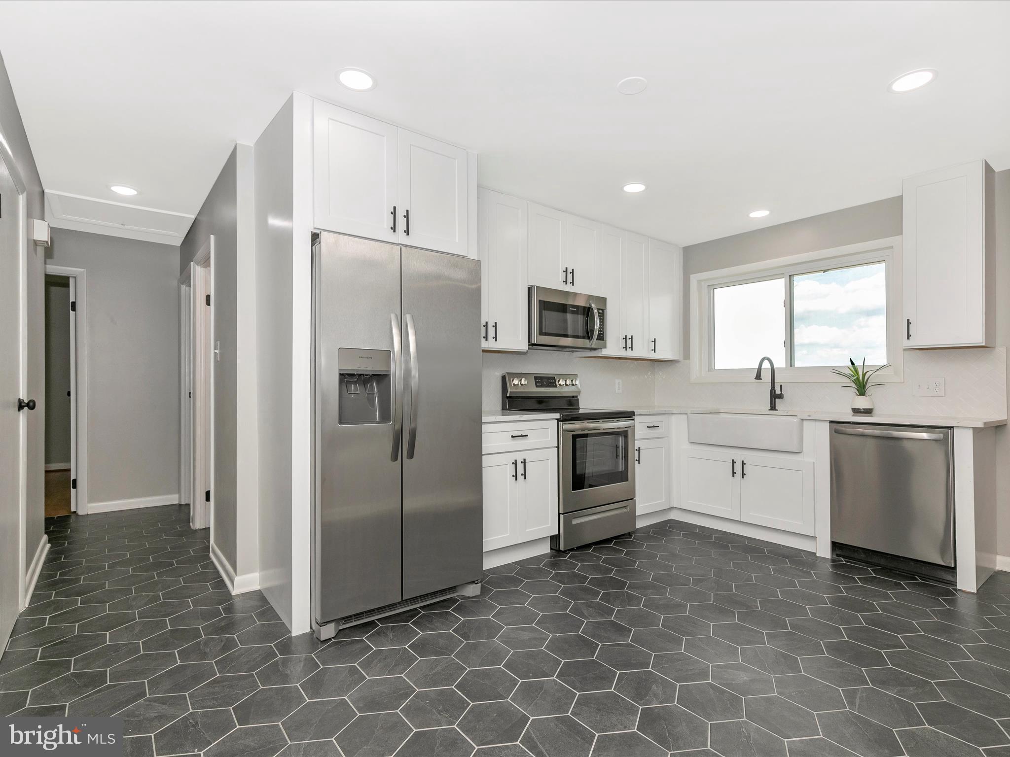 NORTHRIDGE MANOR - Residential