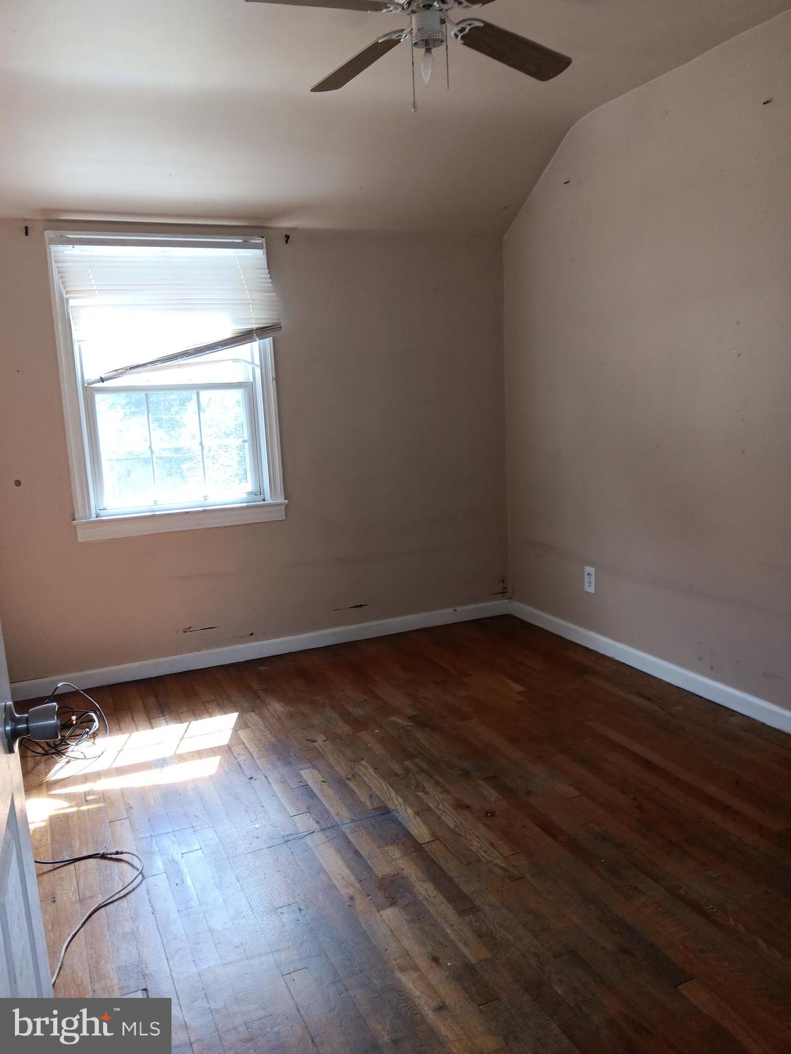 LANDOVER HILLS - Residential