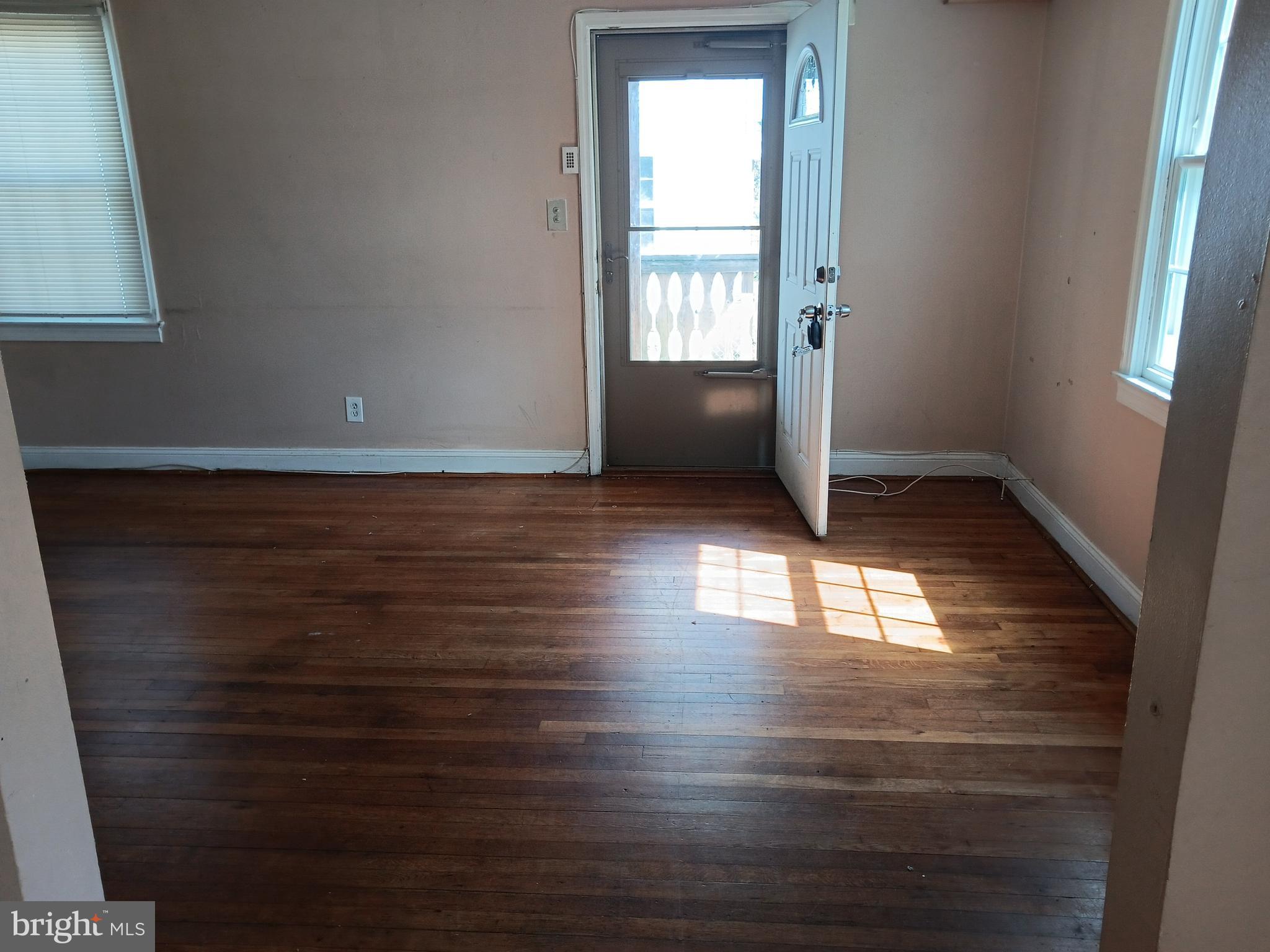 LANDOVER HILLS - Residential