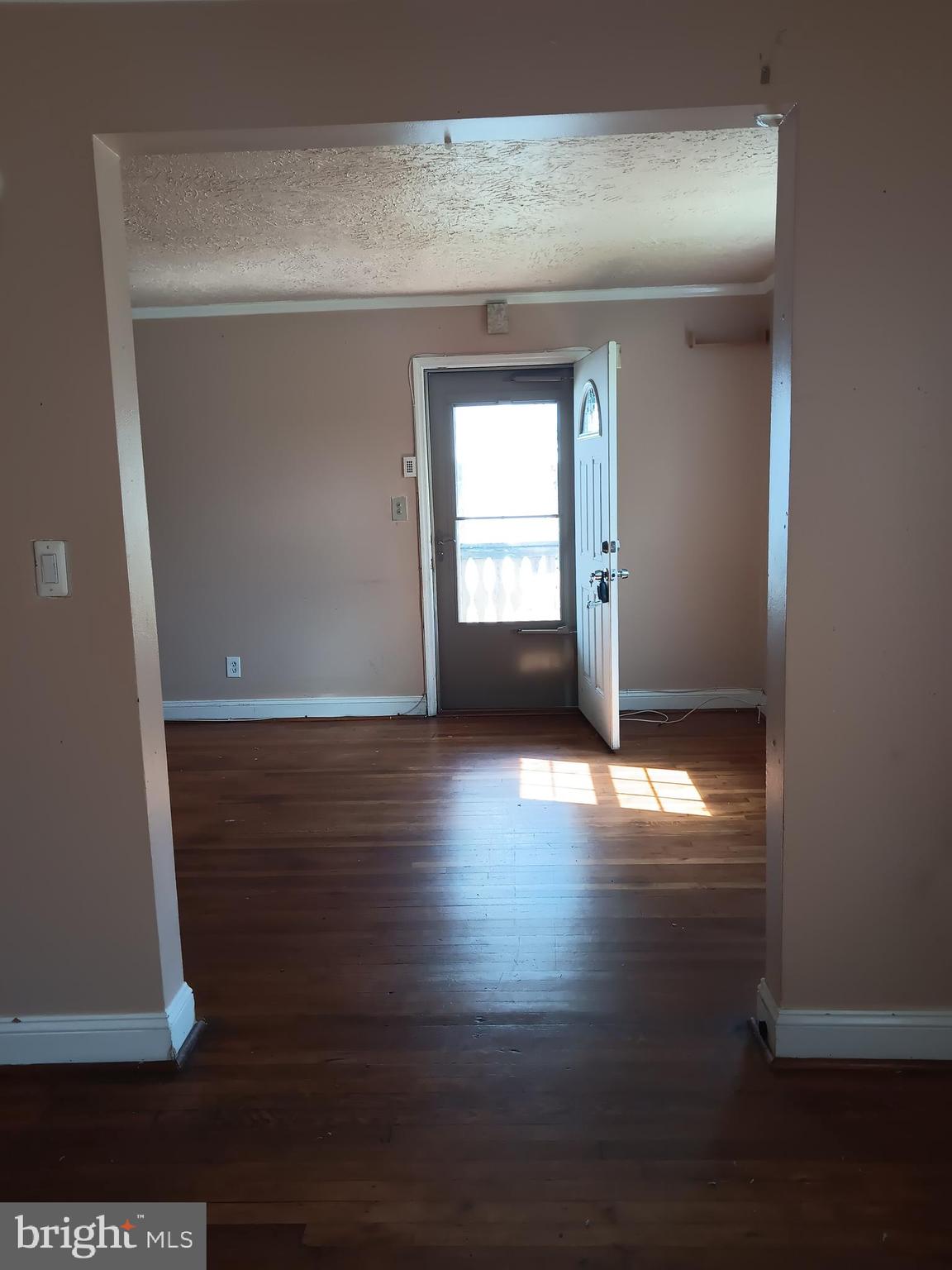 LANDOVER HILLS - Residential