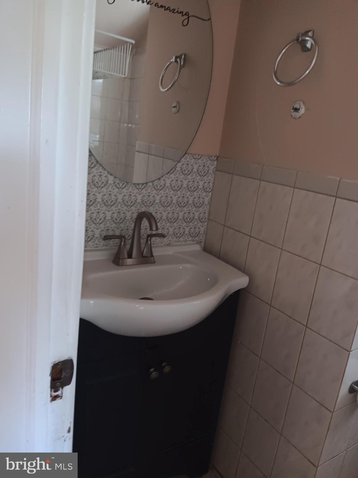 LANDOVER HILLS - Residential