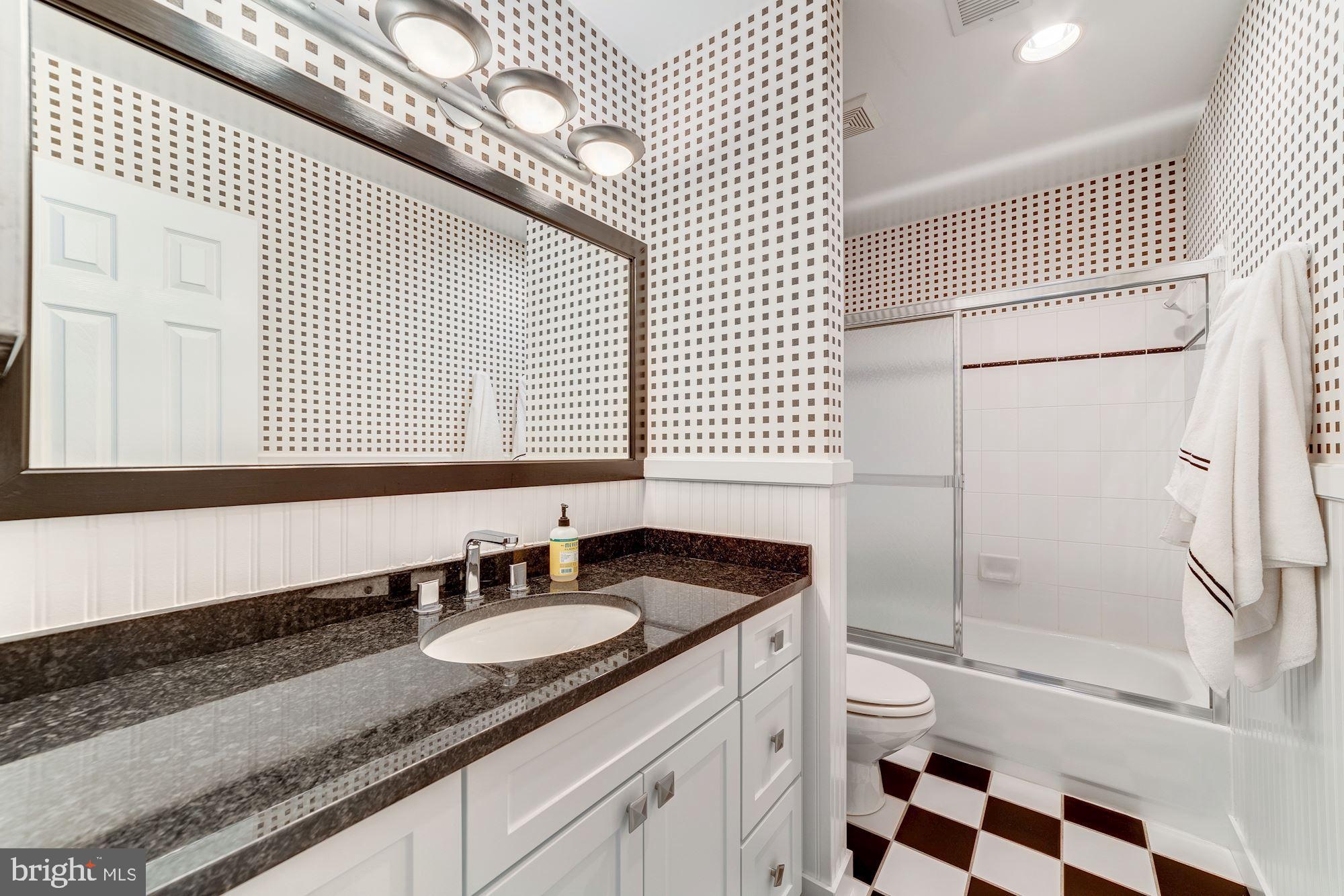 WOLF RUN - Residential