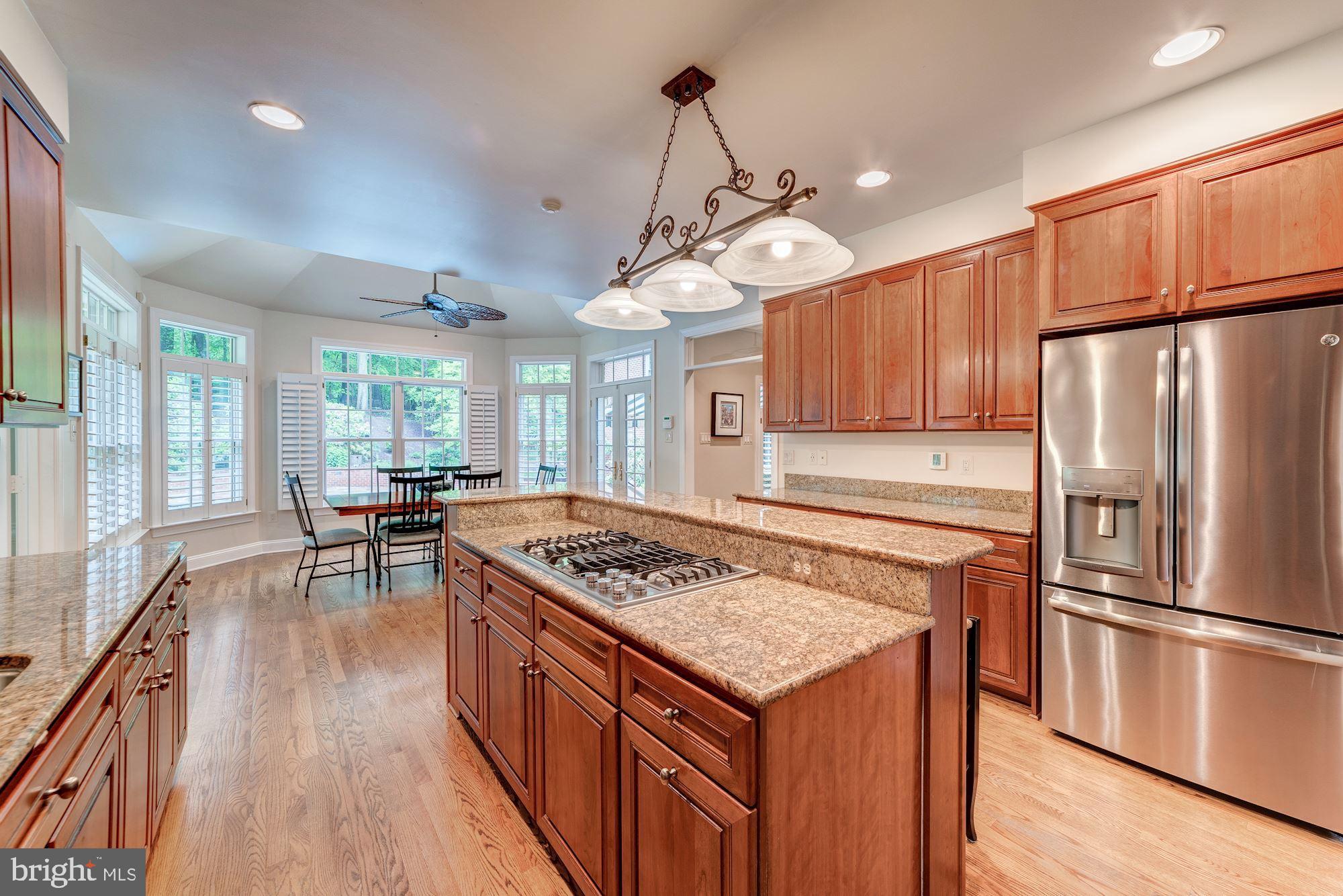 WOLF RUN - Residential