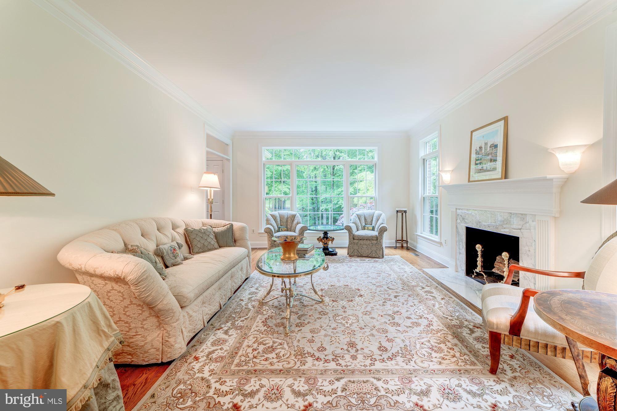 WOLF RUN - Residential