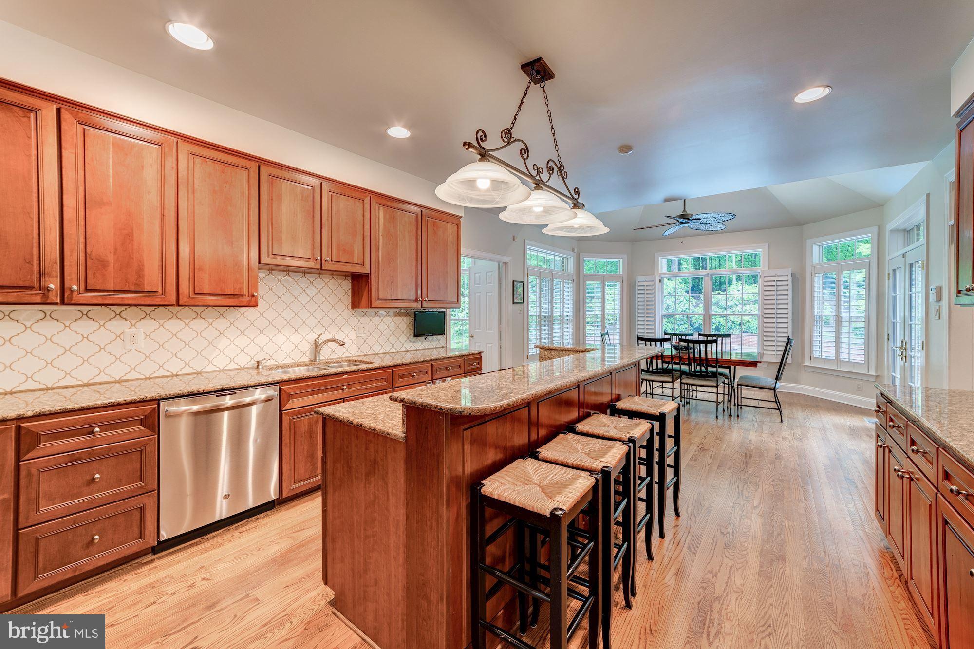 WOLF RUN - Residential