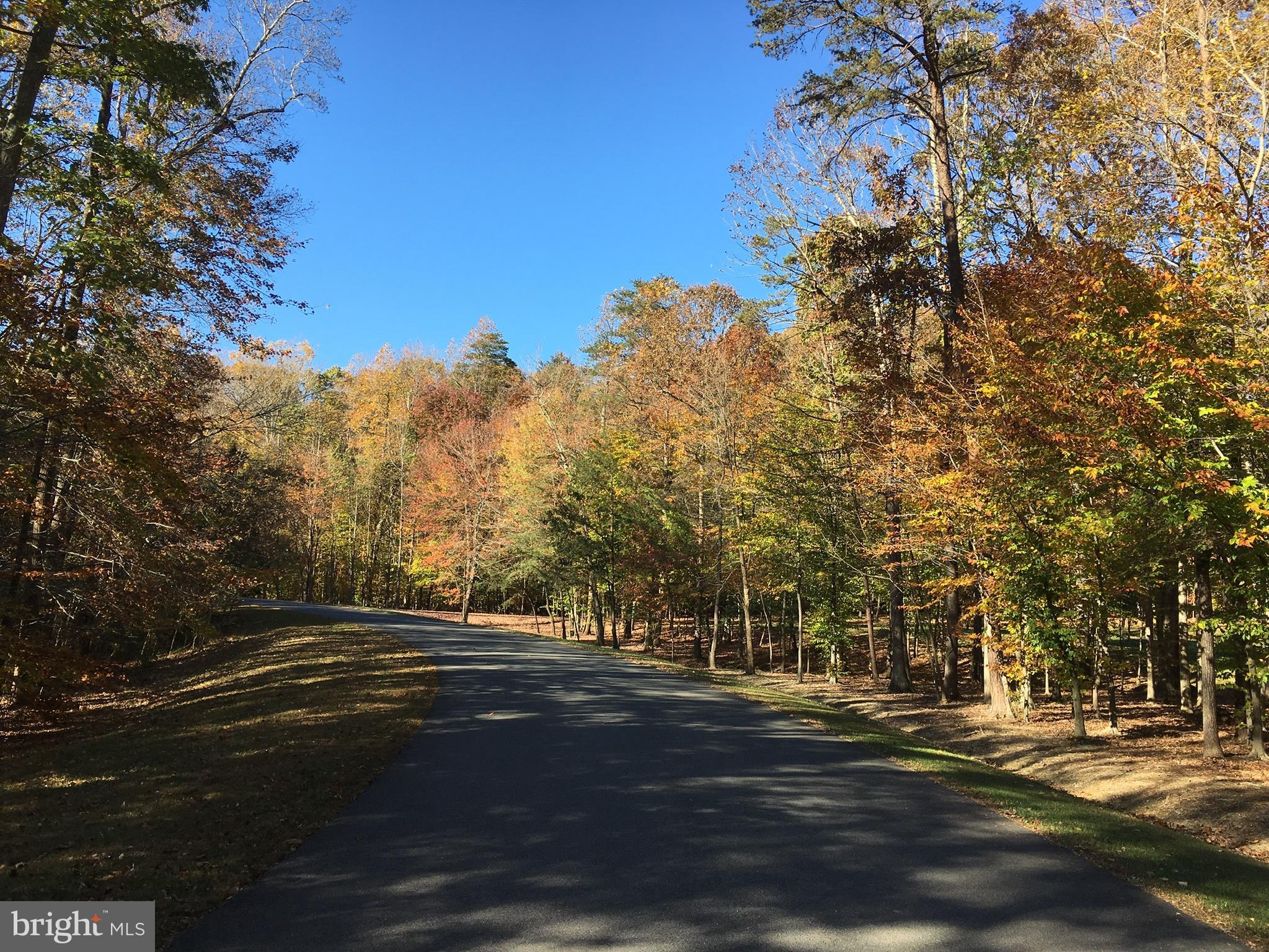 WOLF RUN - Residential