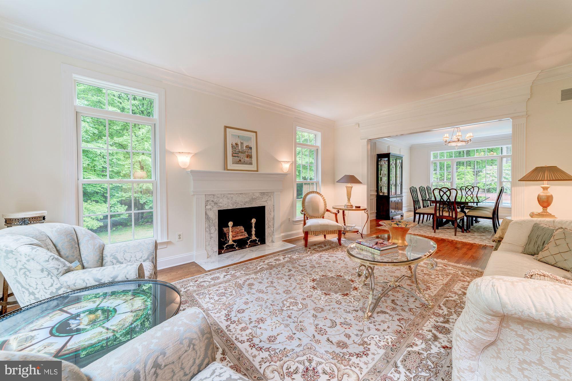 WOLF RUN - Residential