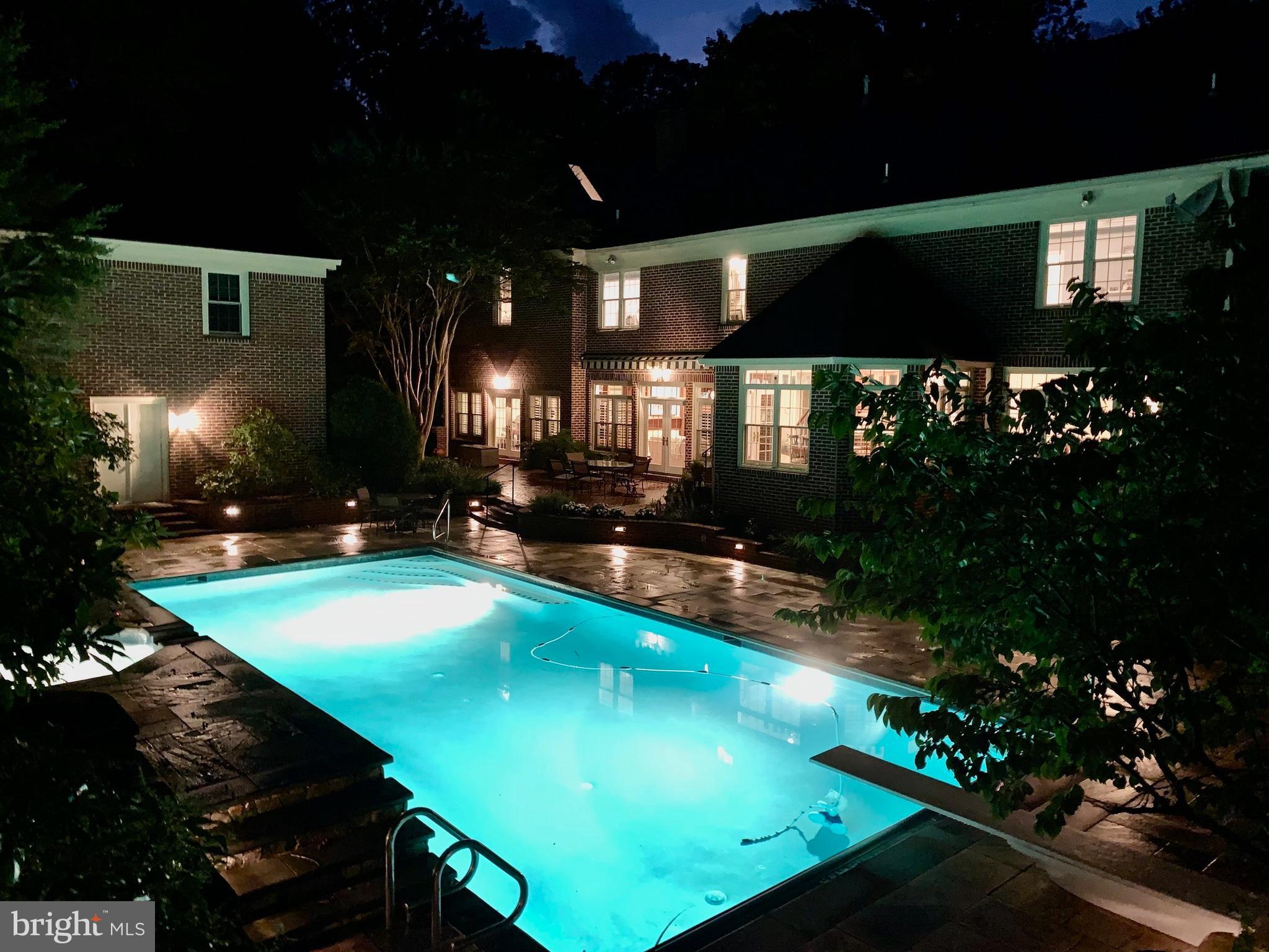 WOLF RUN - Residential