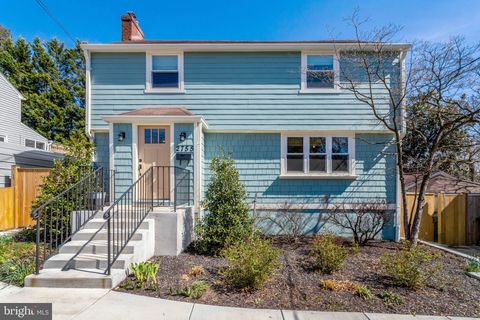 2755 WOODLAWN AVENUE FALLS CHURCH VA 22042