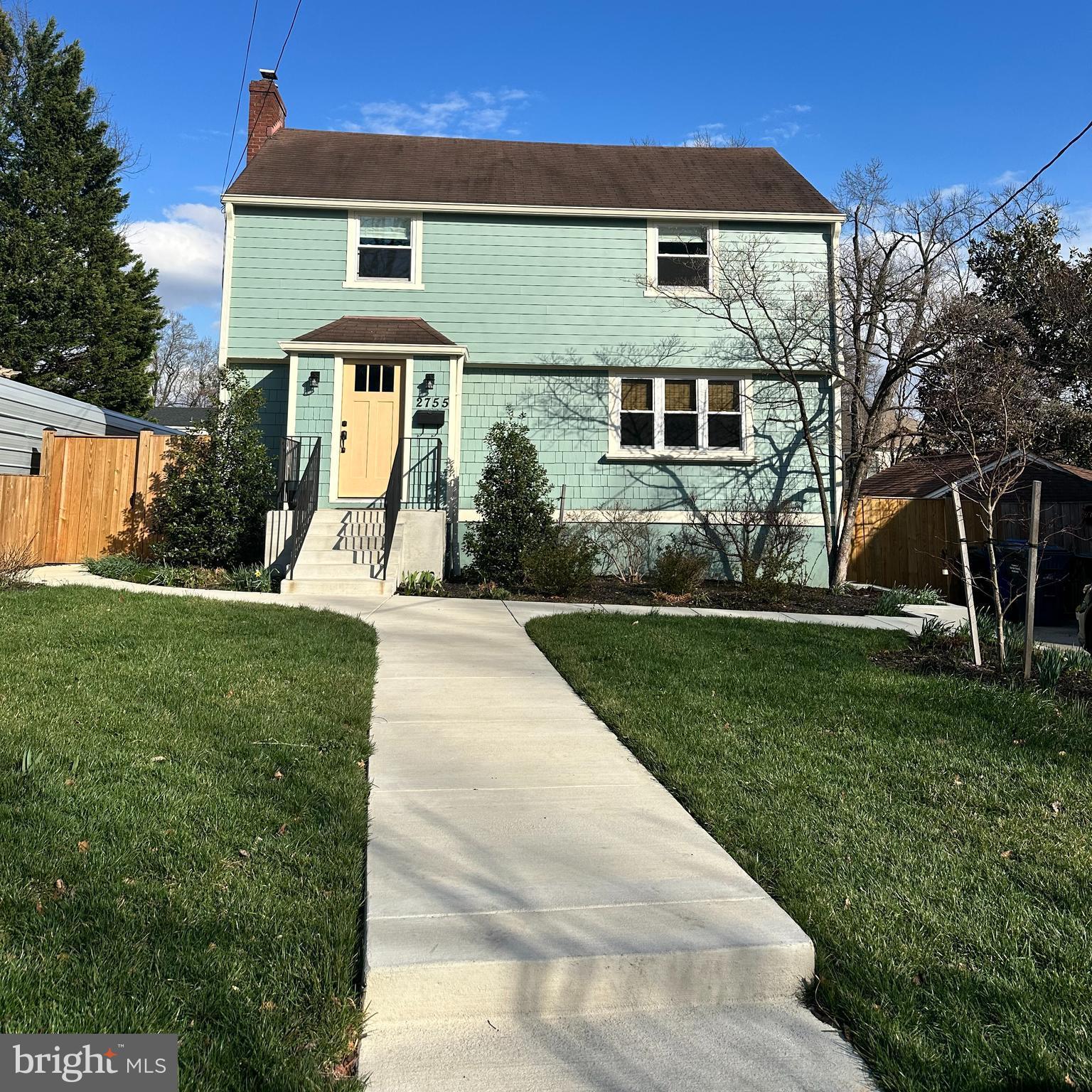 2755 WOODLAWN AVENUE