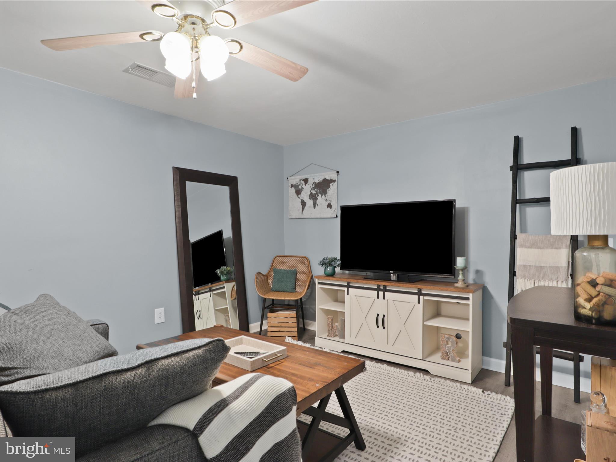 LAKE RIDGE- OAKWOOD - Residential