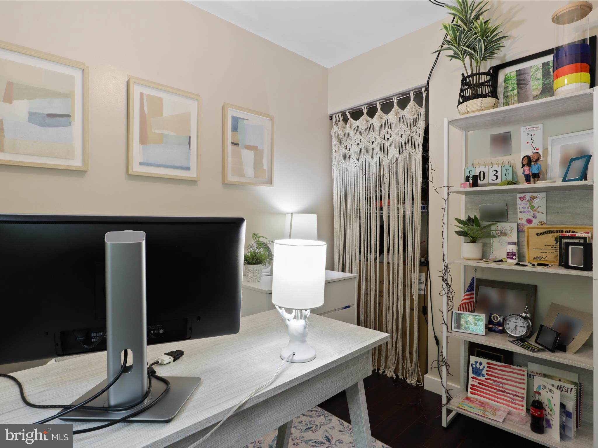 LAKE RIDGE- OAKWOOD - Residential