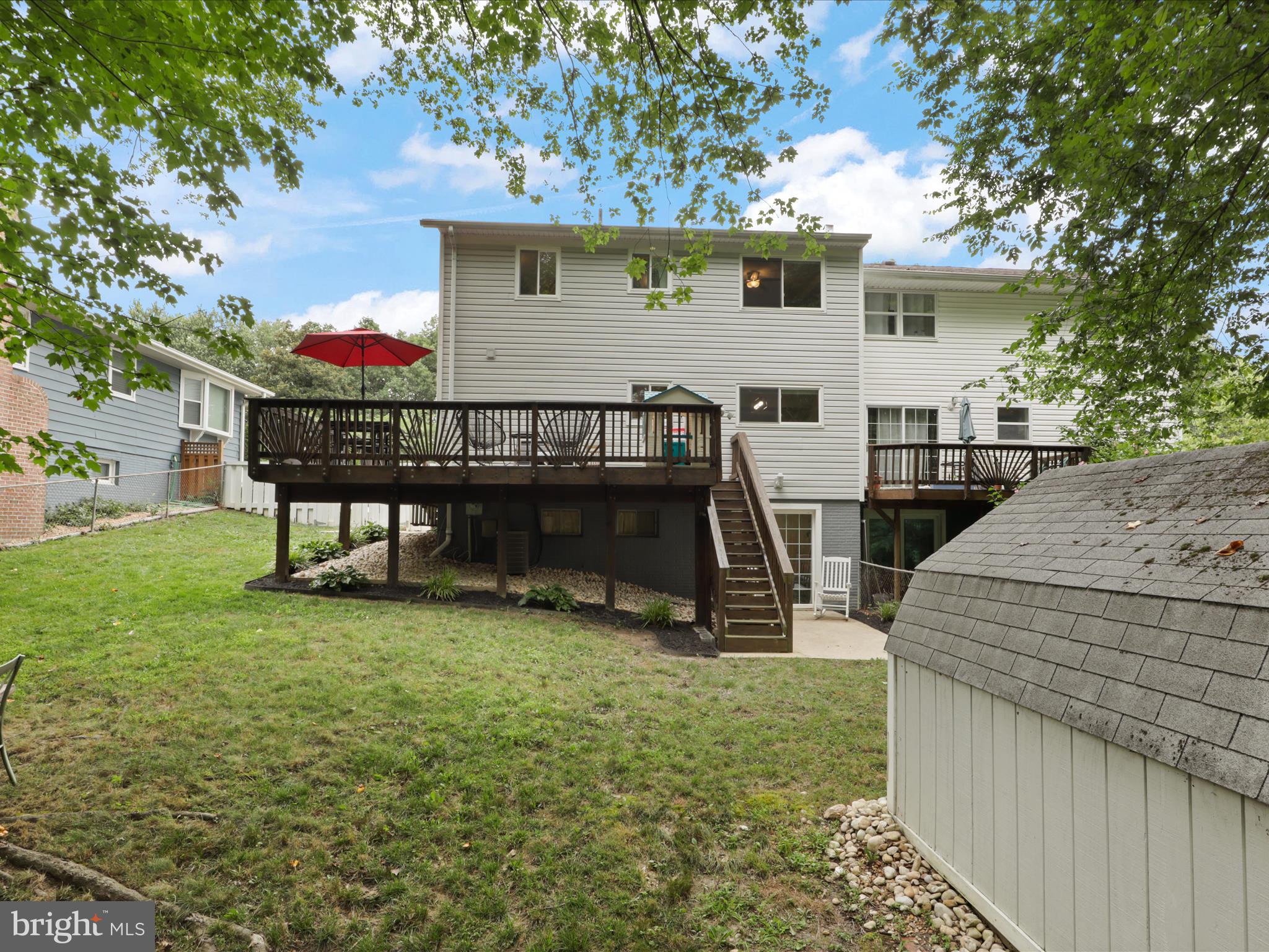 LAKE RIDGE- OAKWOOD - Residential