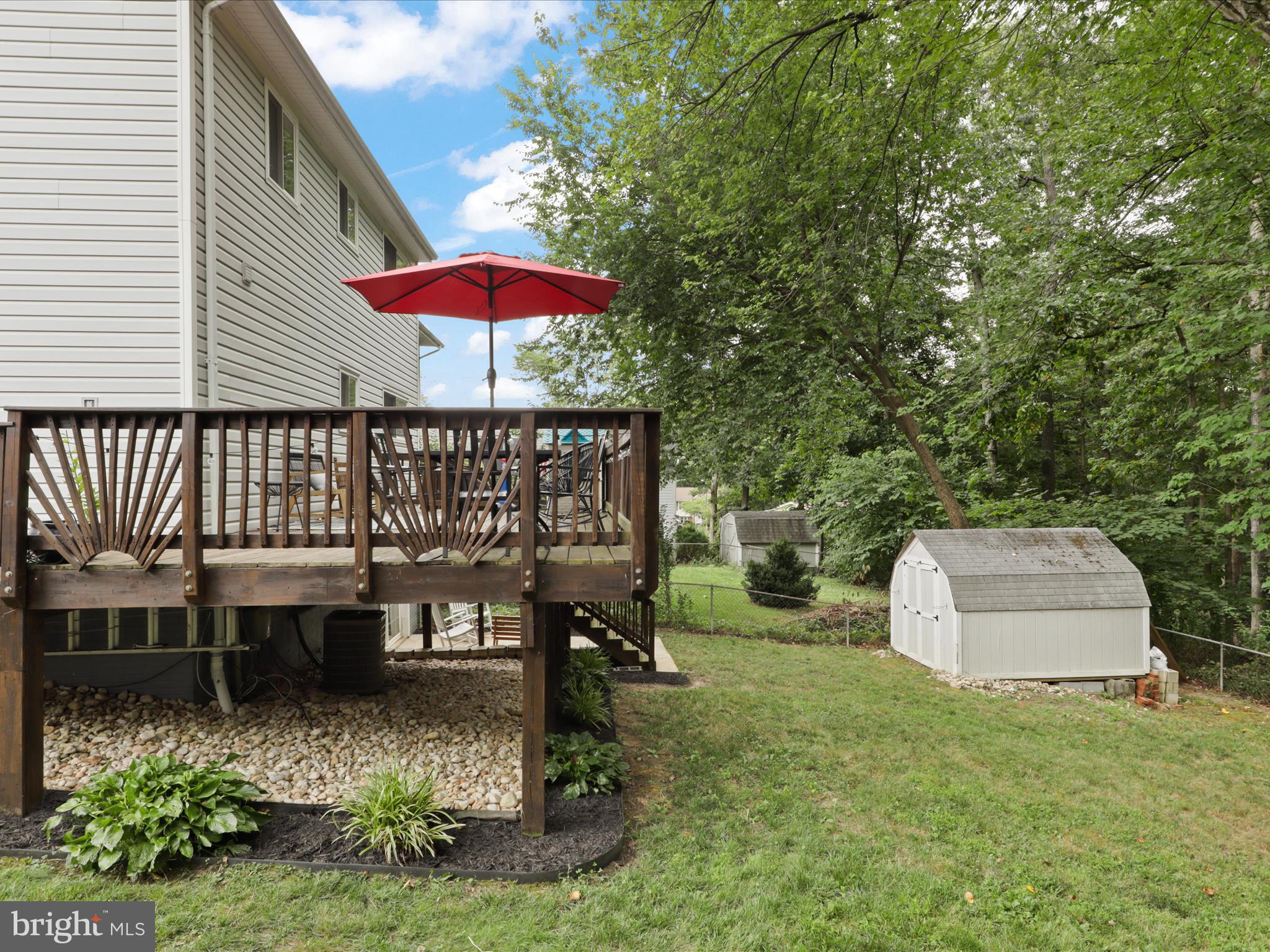 LAKE RIDGE- OAKWOOD - Residential