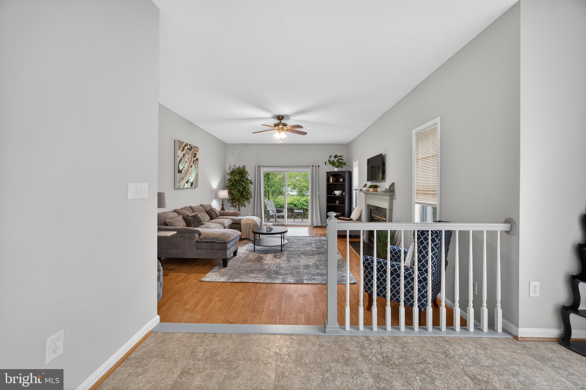 QUEEN ANNE COLONY - Residential