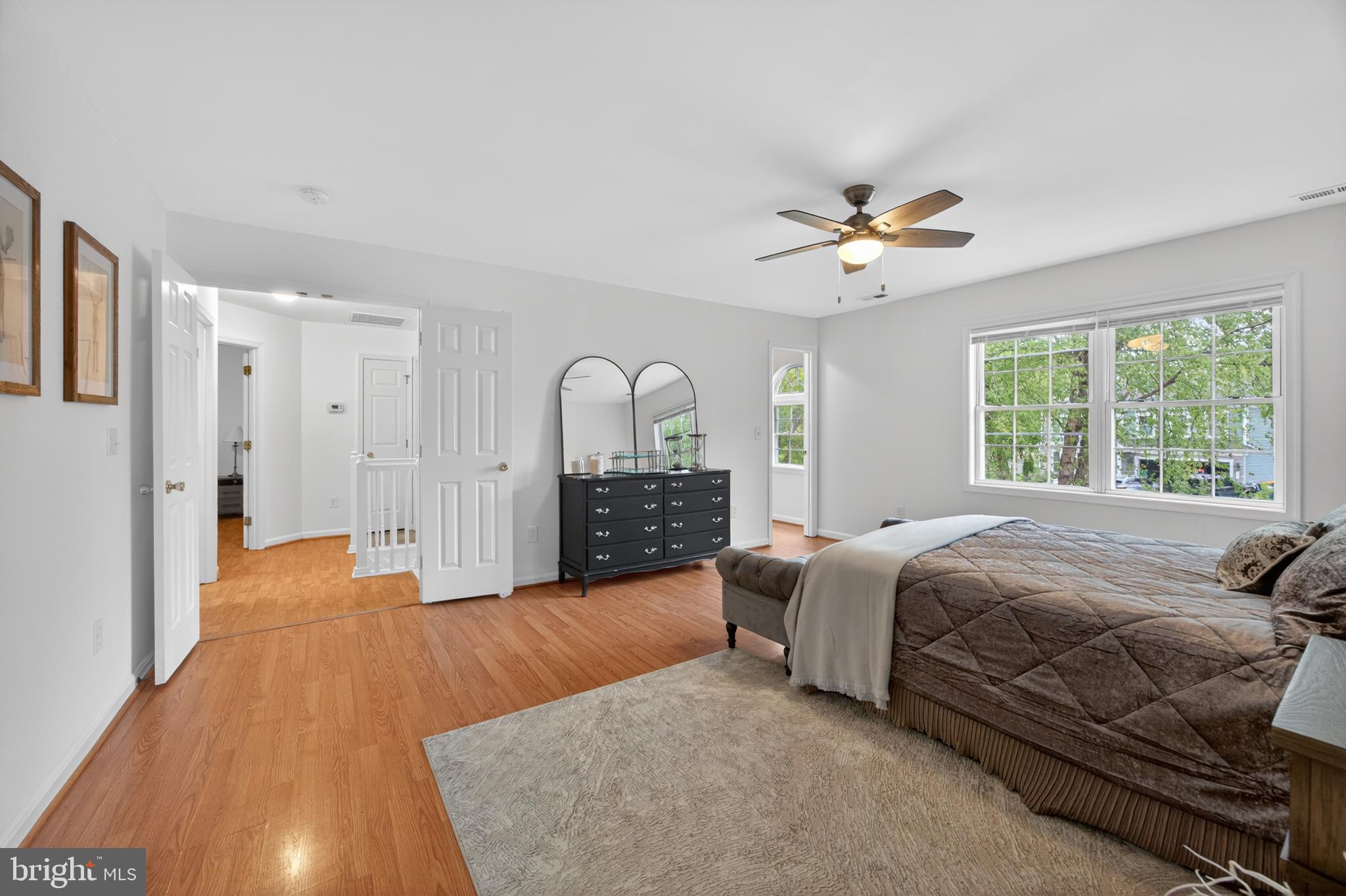 QUEEN ANNE COLONY - Residential