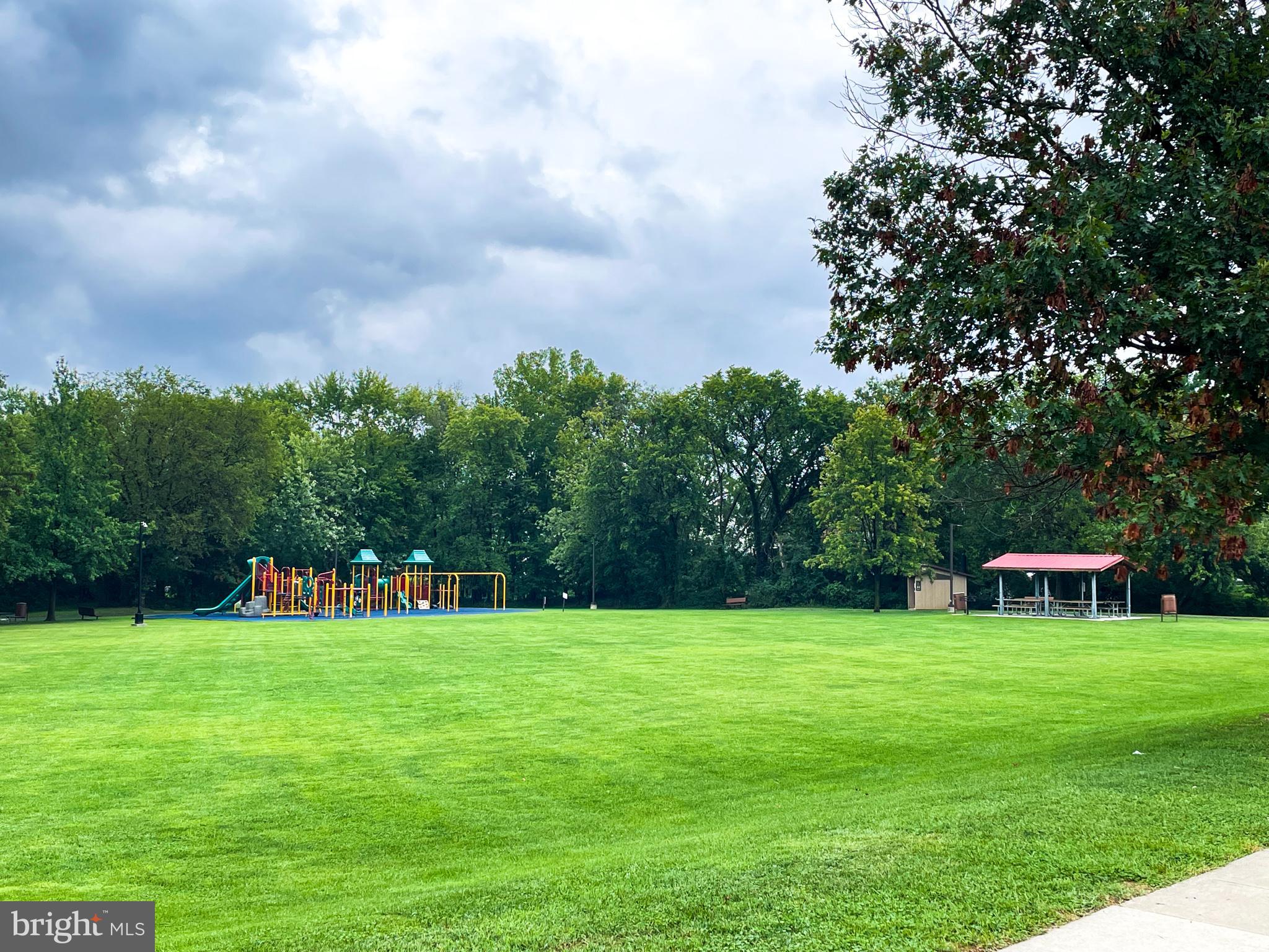 BROOKMILL CONDOMINIUMS - Residential