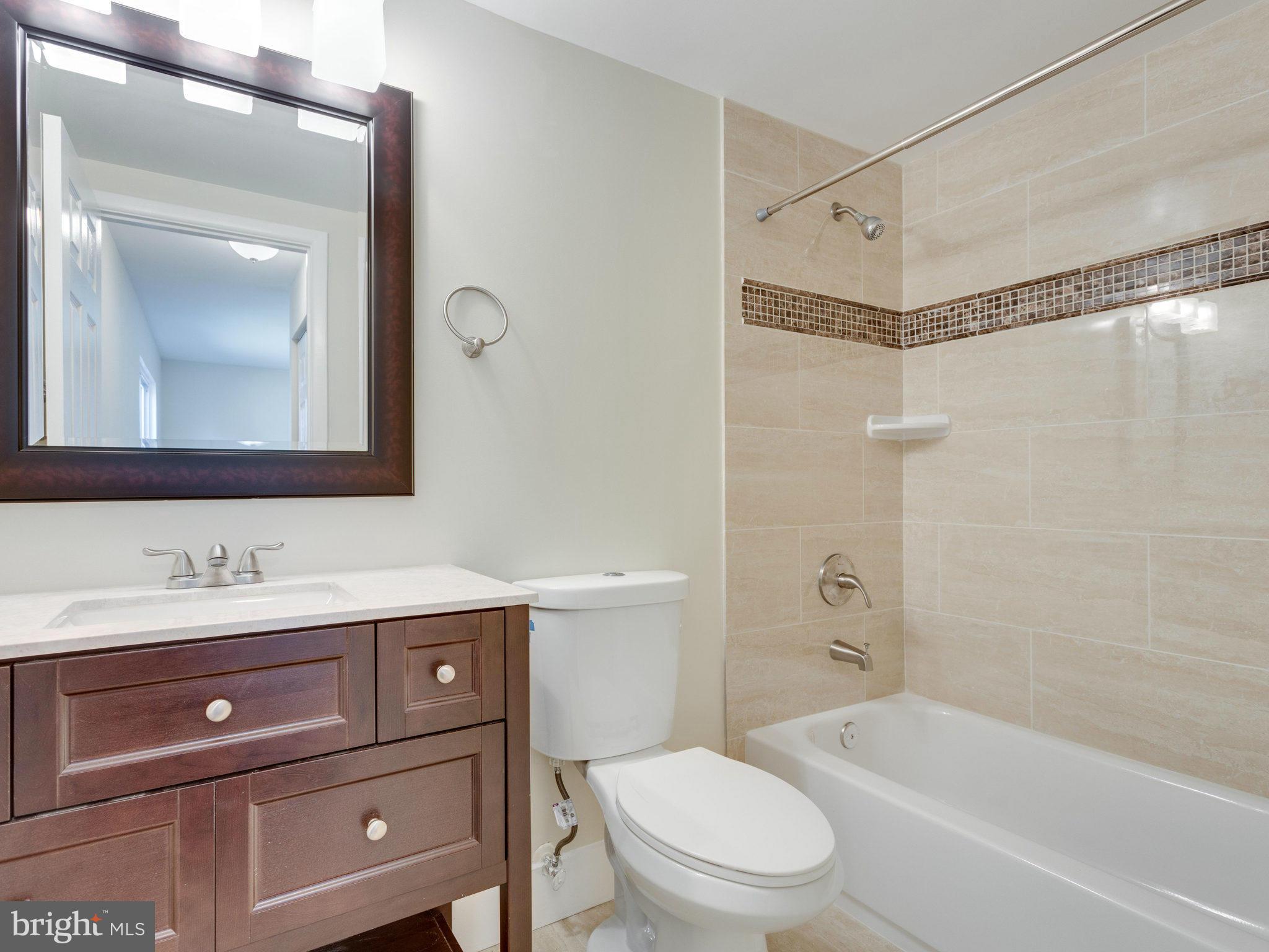 SOUTHERN GROVE - Residential