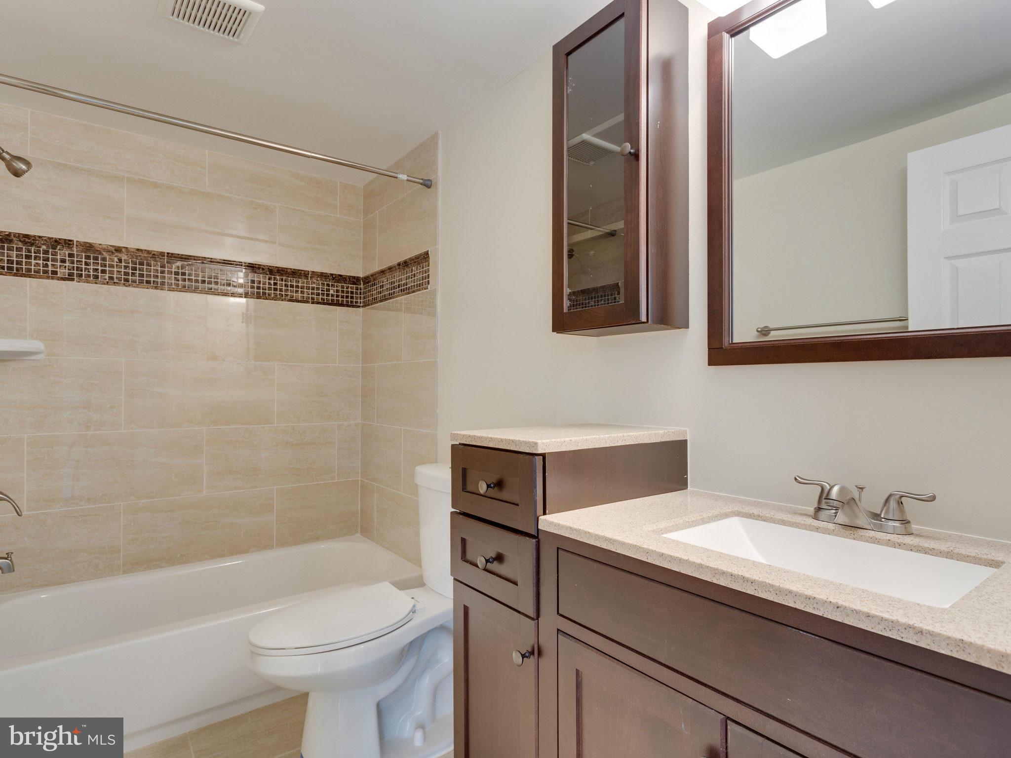 SOUTHERN GROVE - Residential