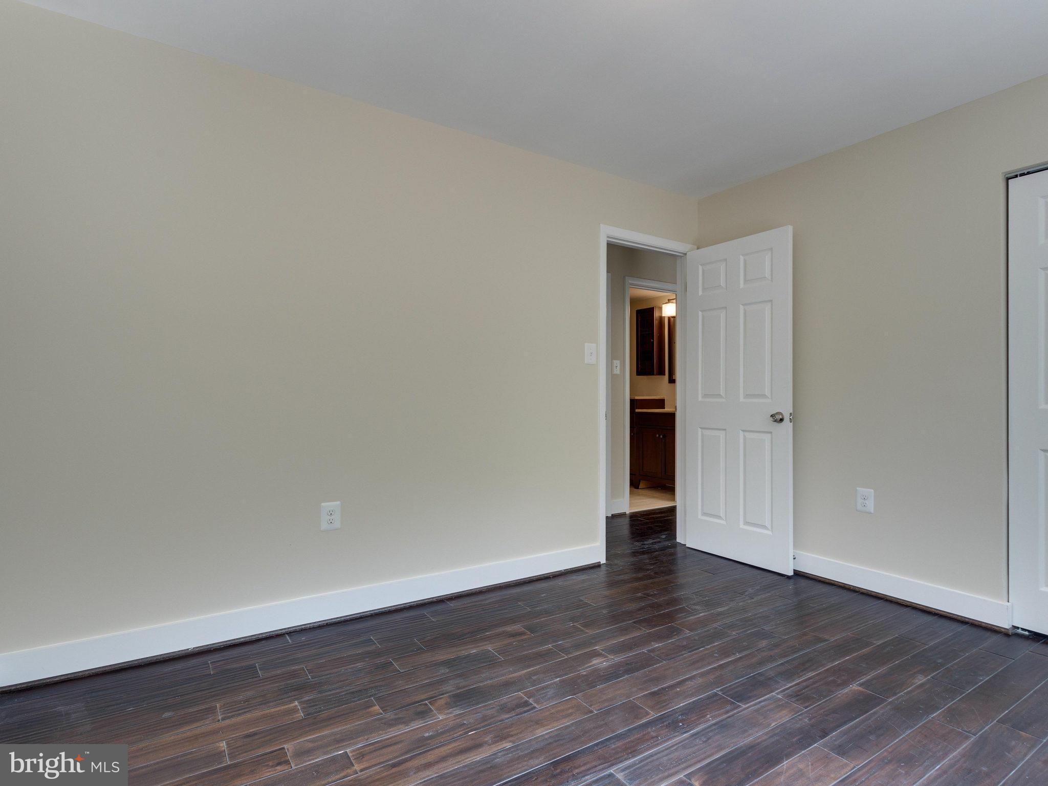 SOUTHERN GROVE - Residential