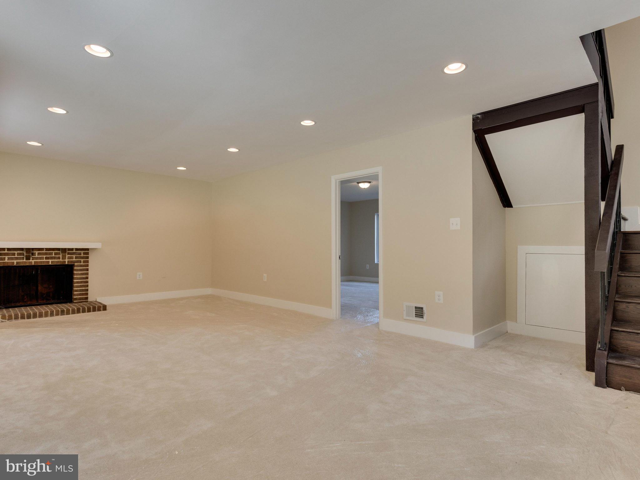 SOUTHERN GROVE - Residential