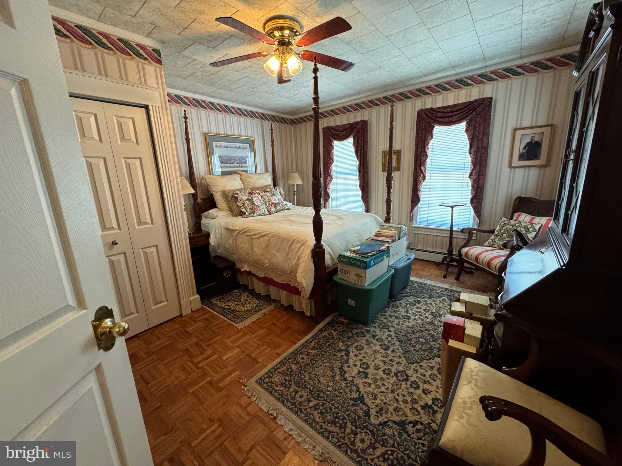 HAGERSTOWN - Residential