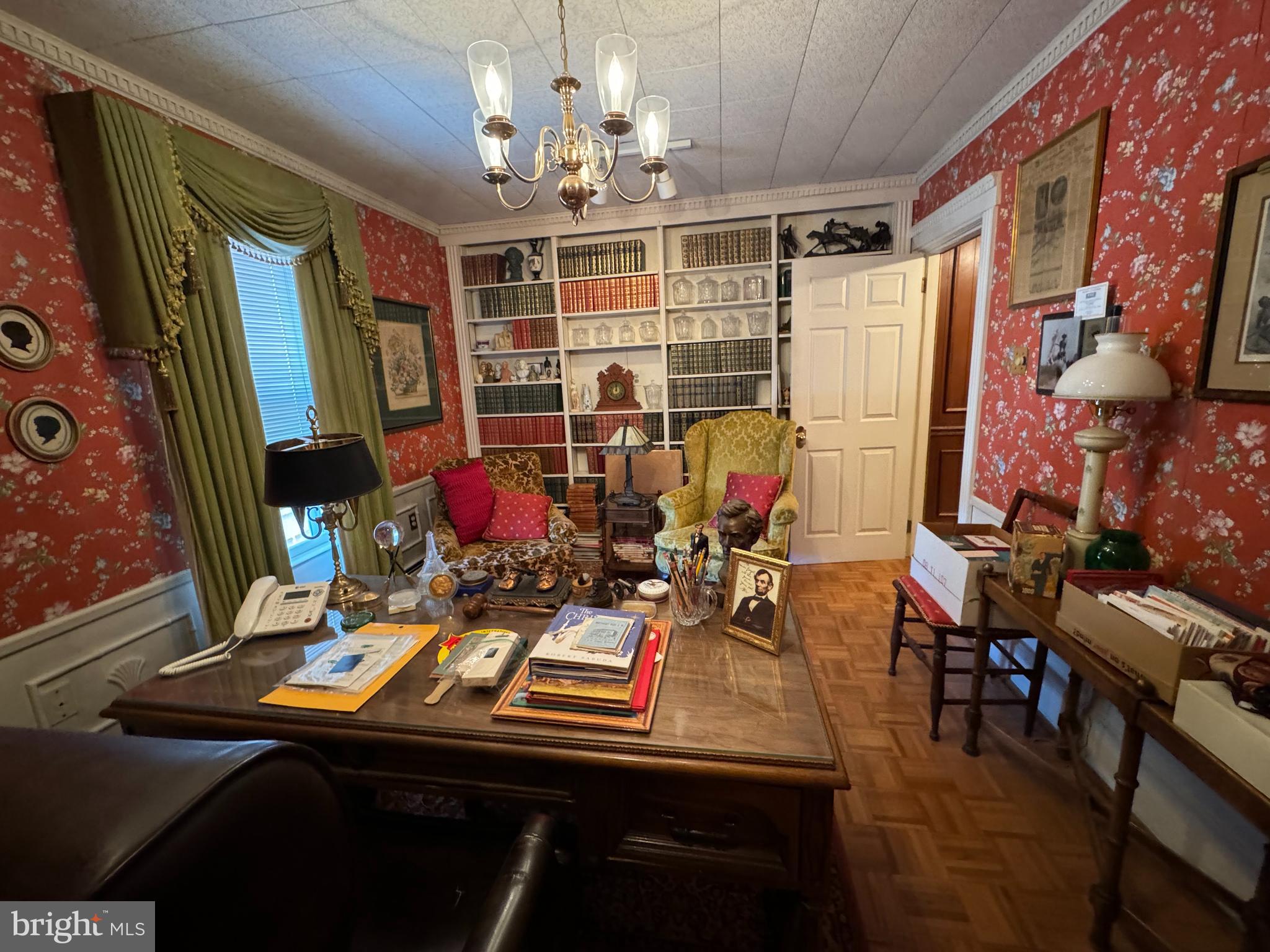 HAGERSTOWN - Residential