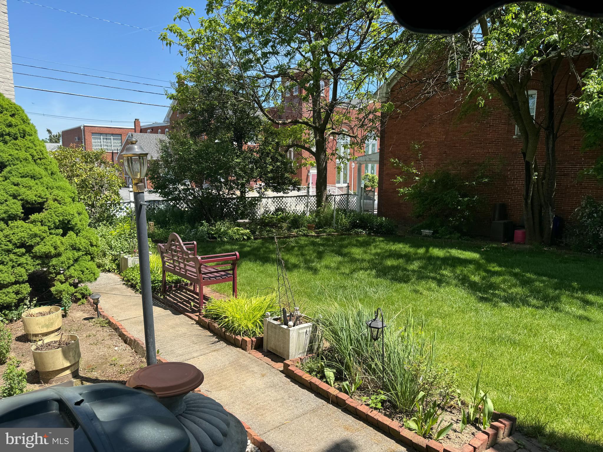 HAGERSTOWN - Residential