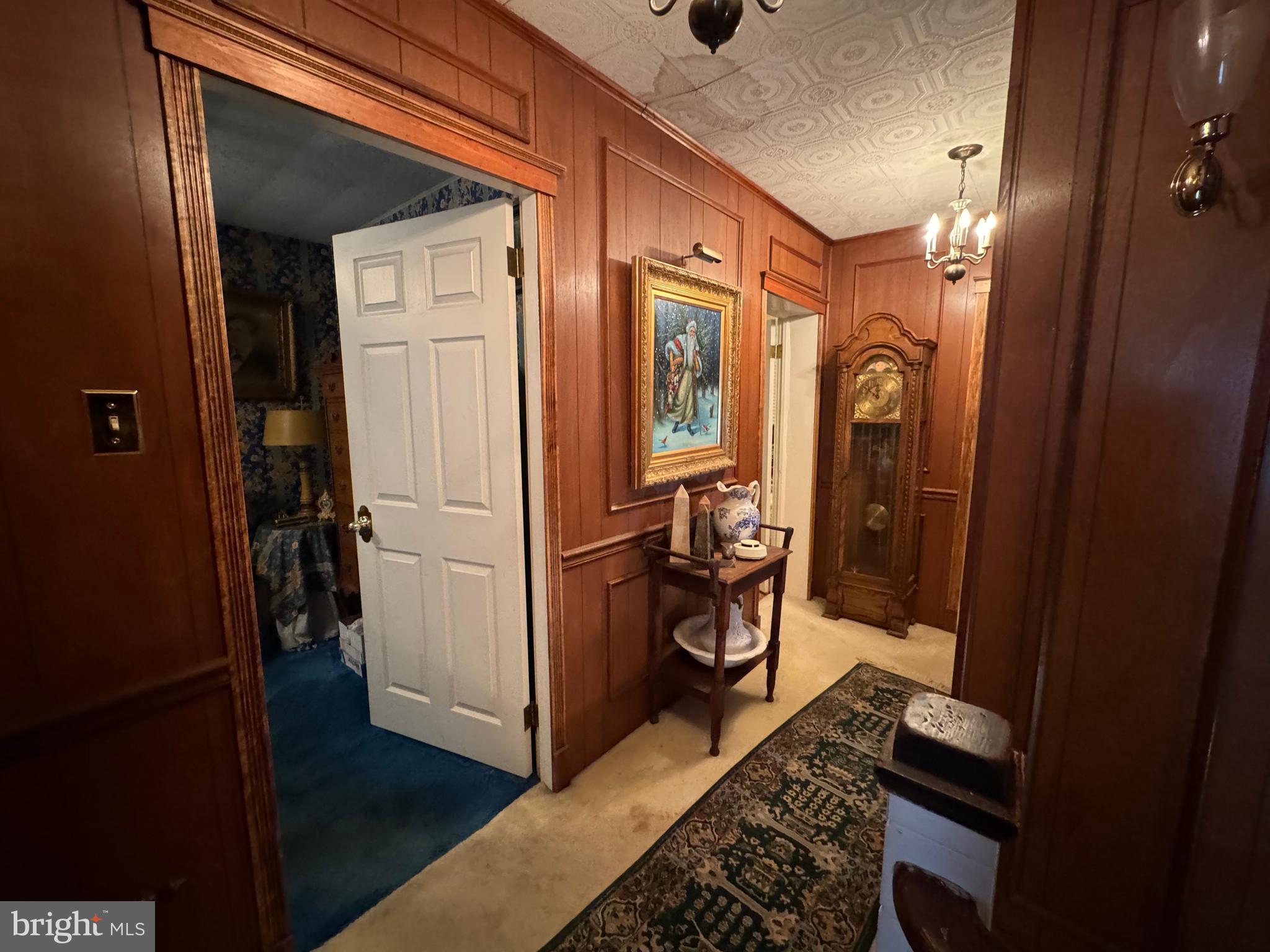 HAGERSTOWN - Residential