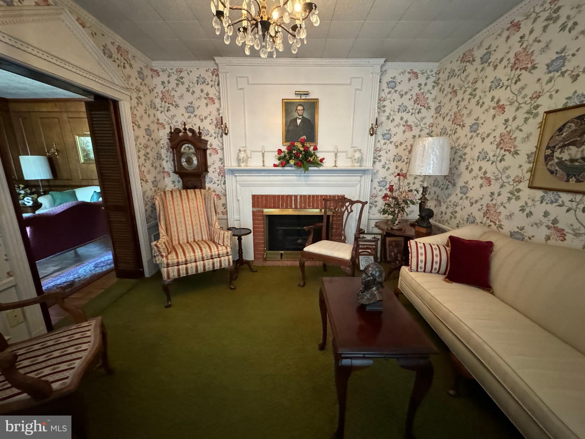 HAGERSTOWN - Residential