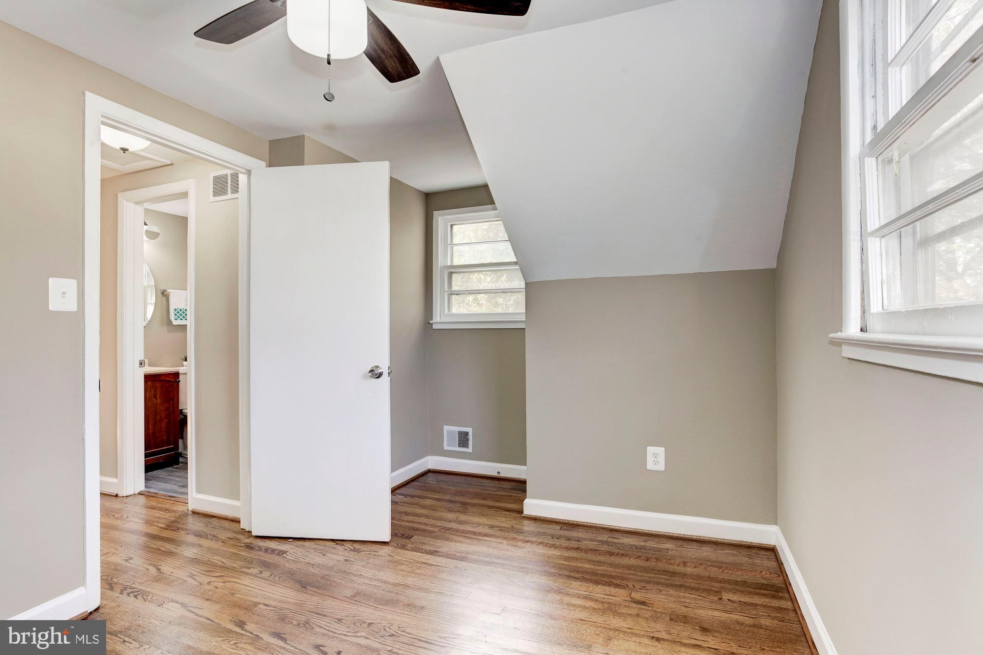 MANASSAS PARK - Residential