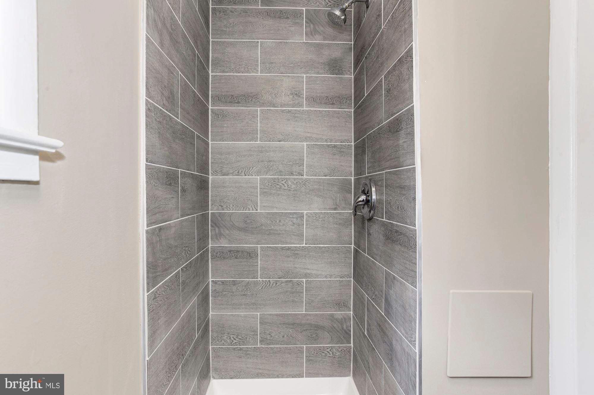 MANASSAS PARK - Residential